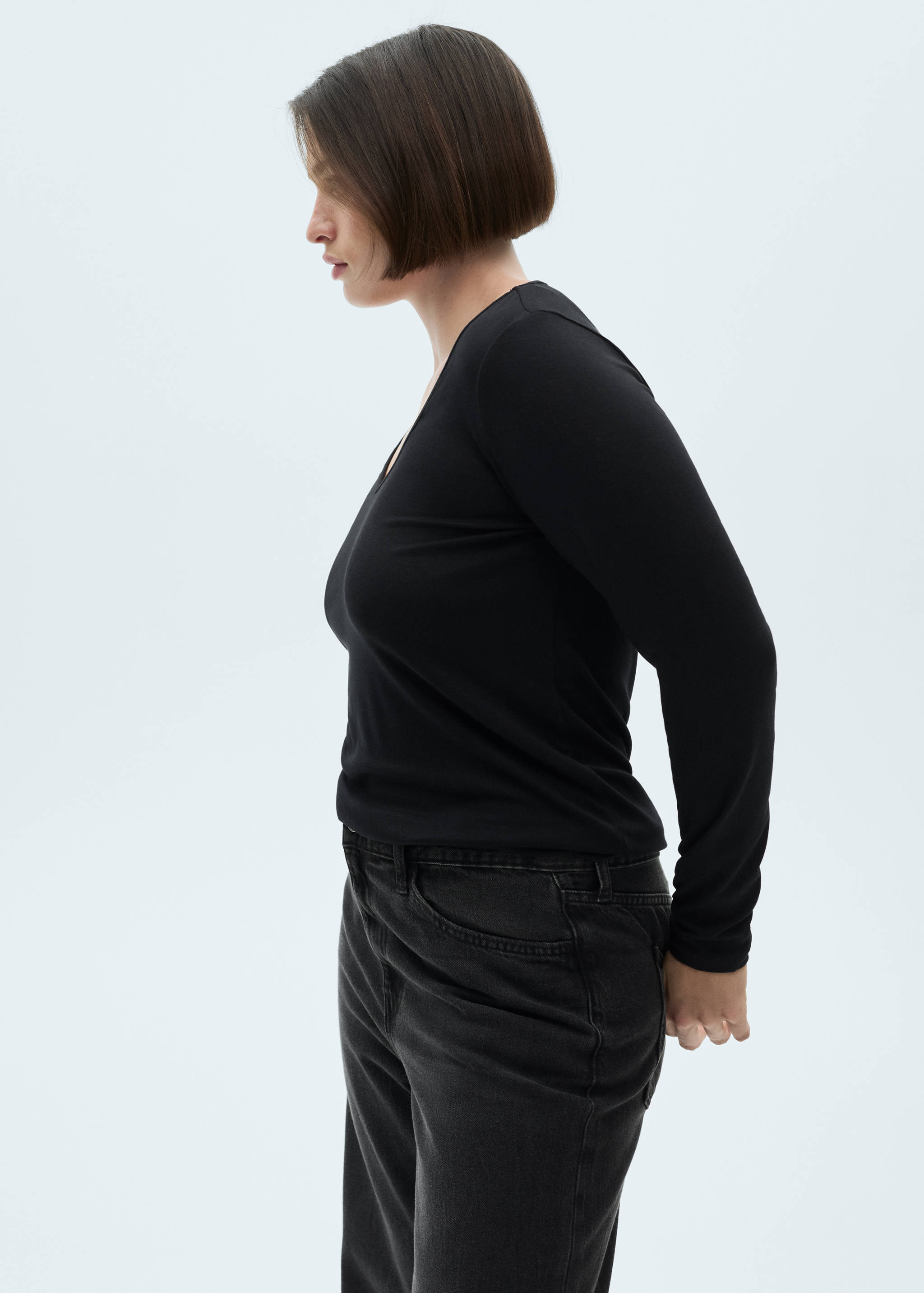 T-shirt manches longues col V - Détail de l'article 5