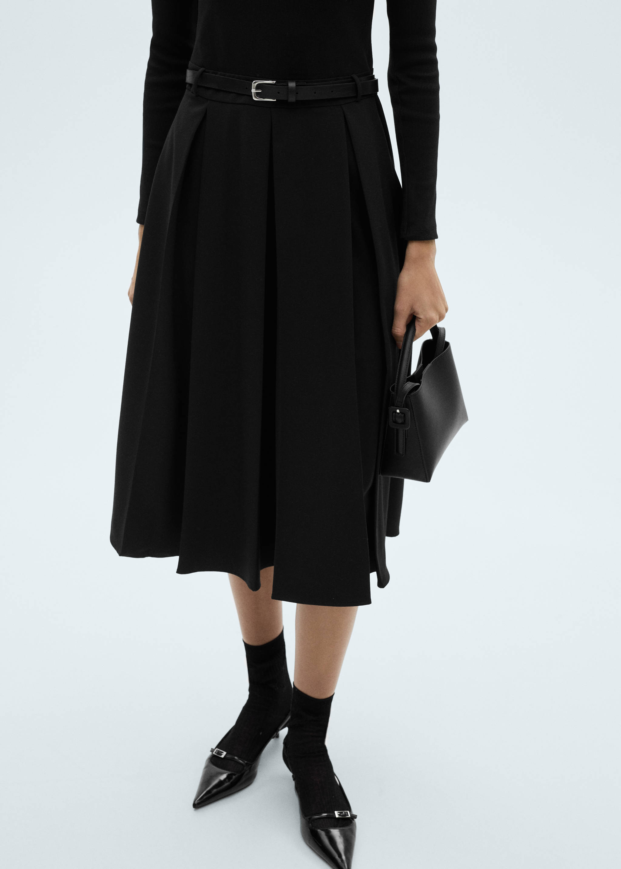 Robe plissée combinée ceinture - Détail de l'article 6