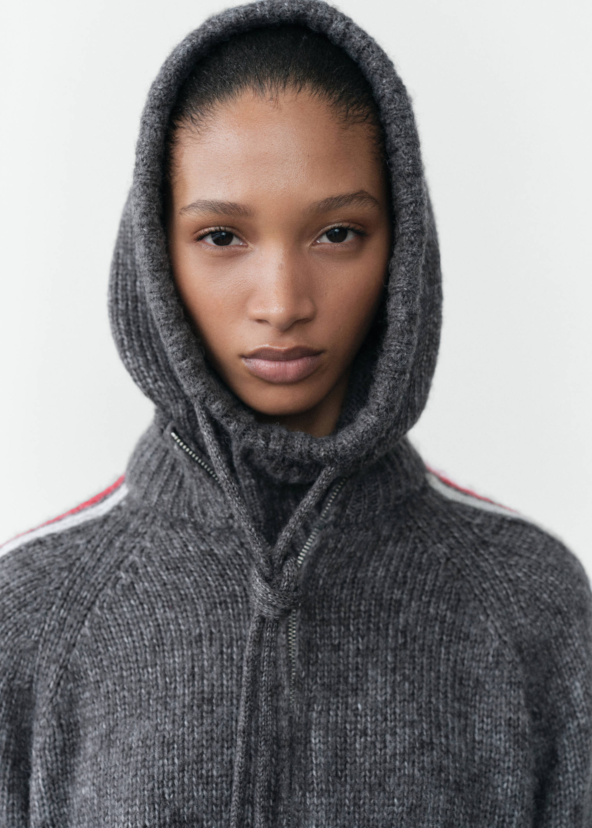 Balaclava knitted laces - General plane