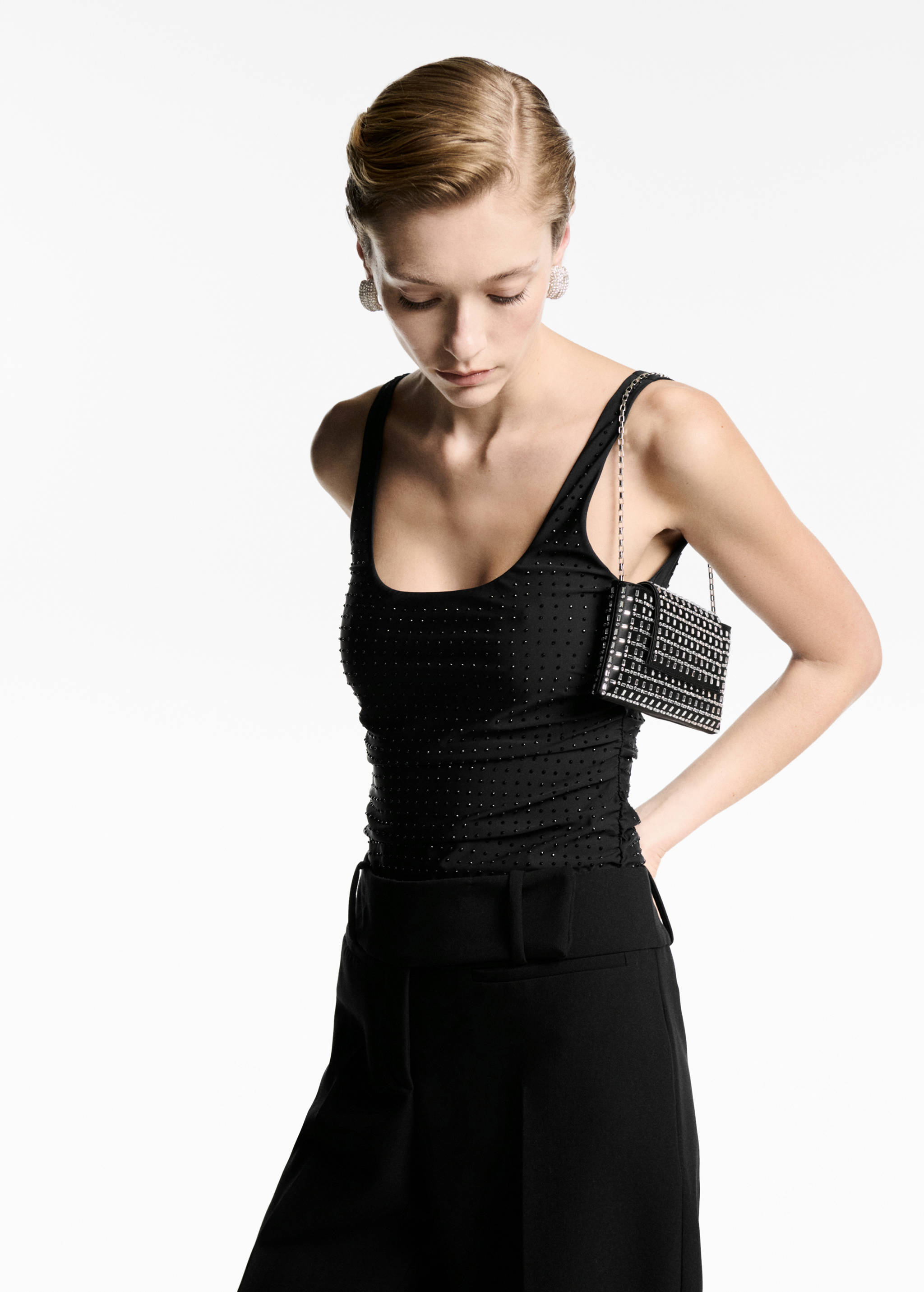 Body froncé détail strass - Plan moyen