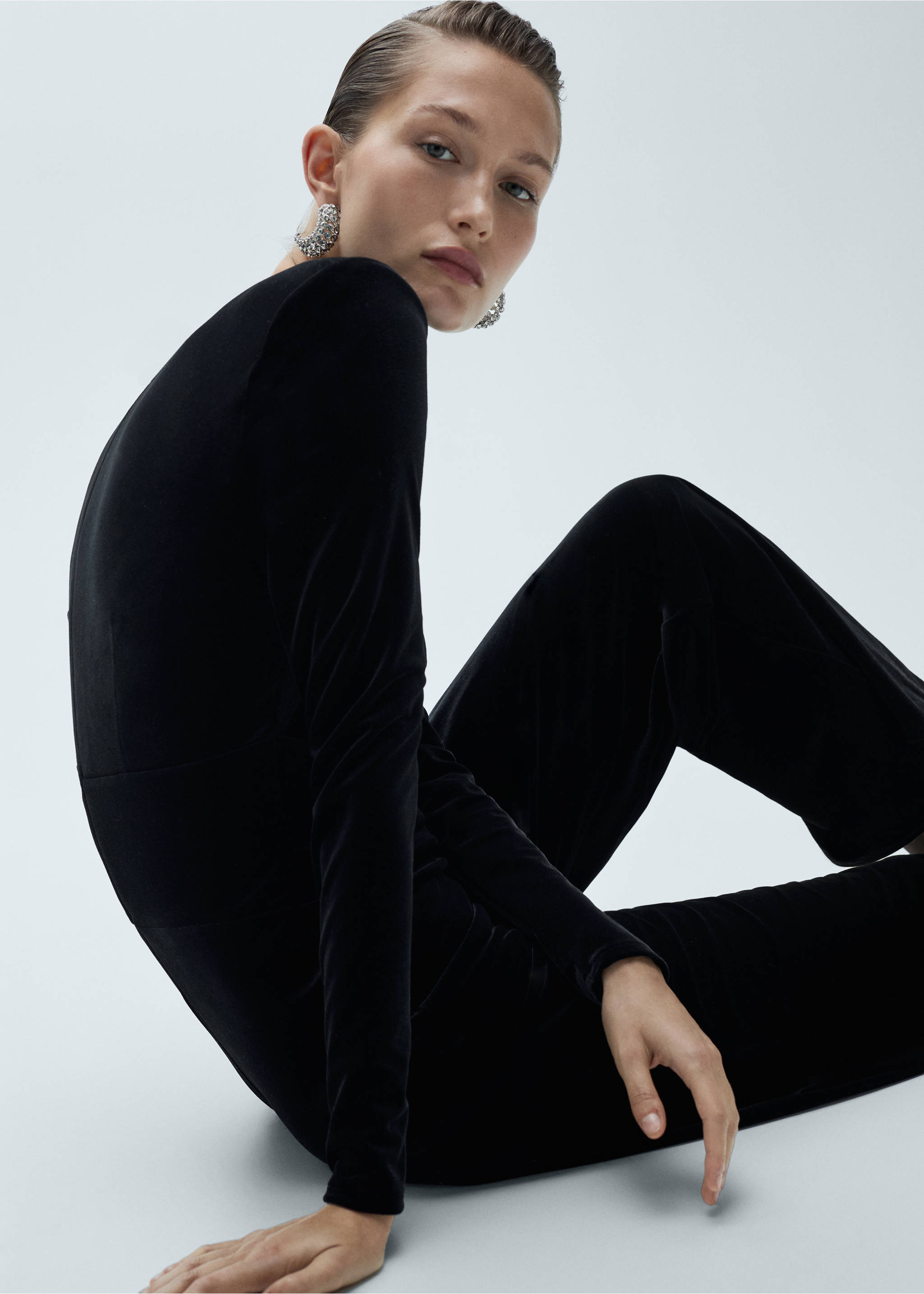 Crossed velvet jumpsuit - Medium plane, Black. Ref: 77099058-00.