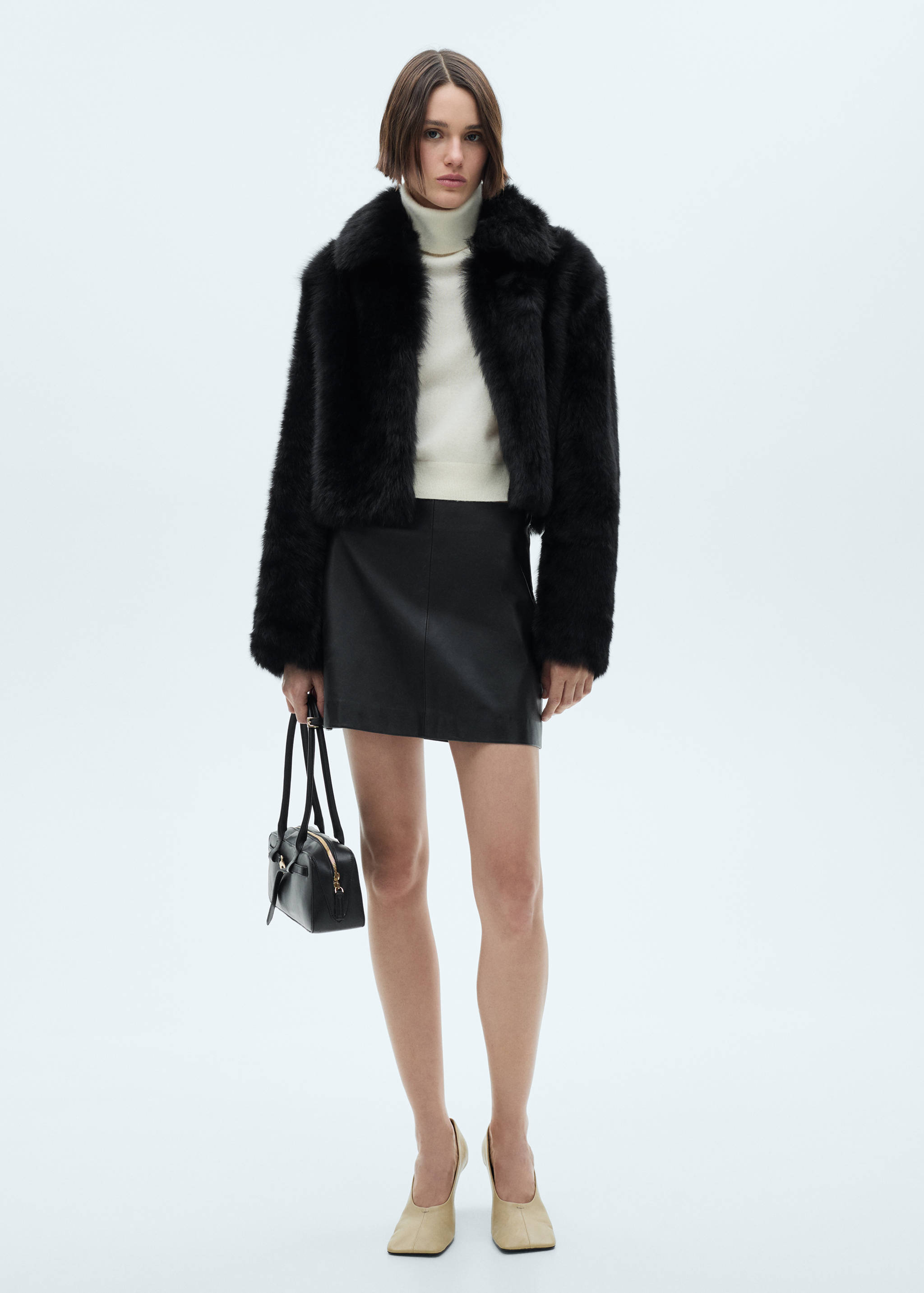 短款毛皮大衣 - null