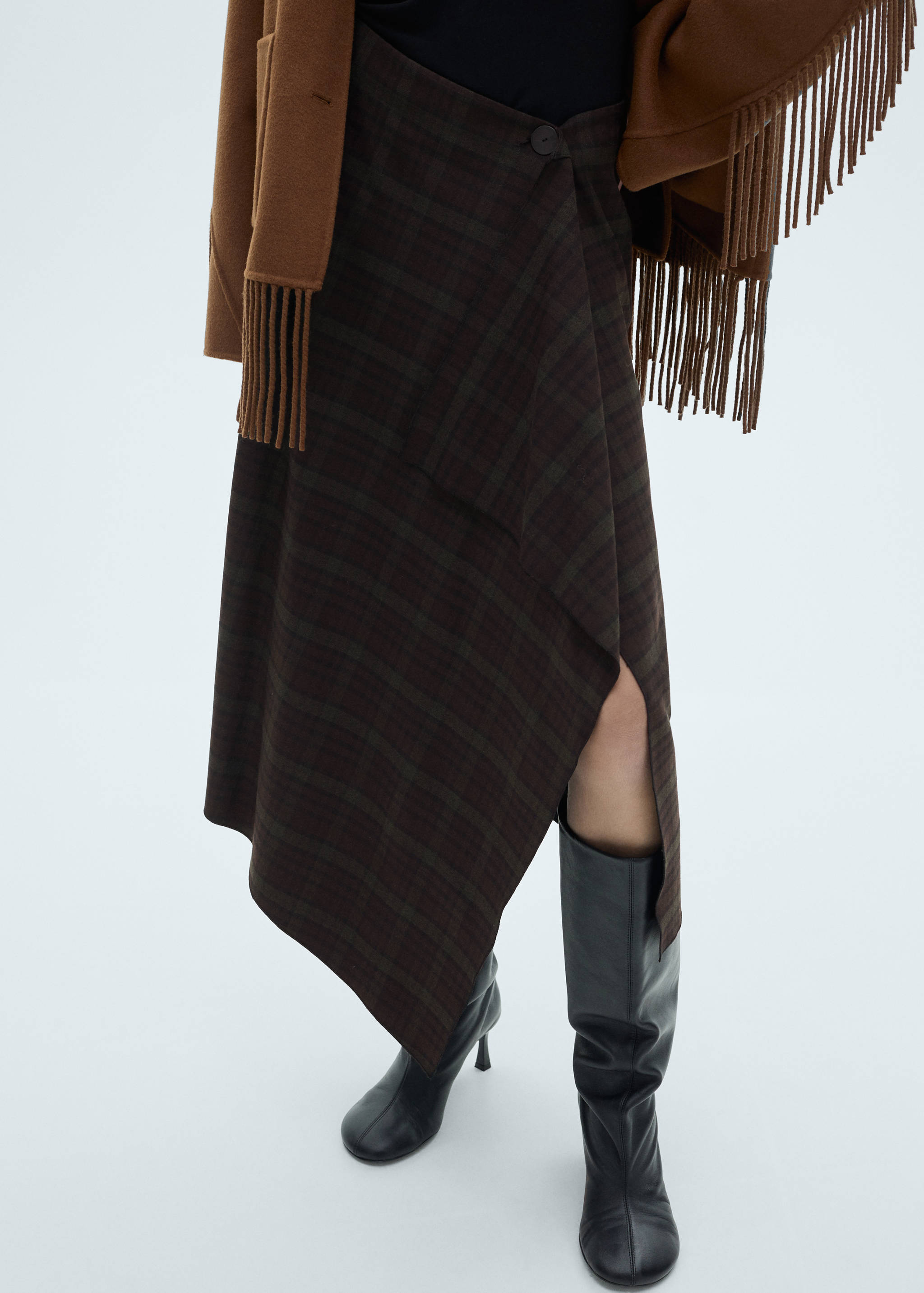 Φούστα ασύμμετρη καρό - Μεσαίο πλάνο