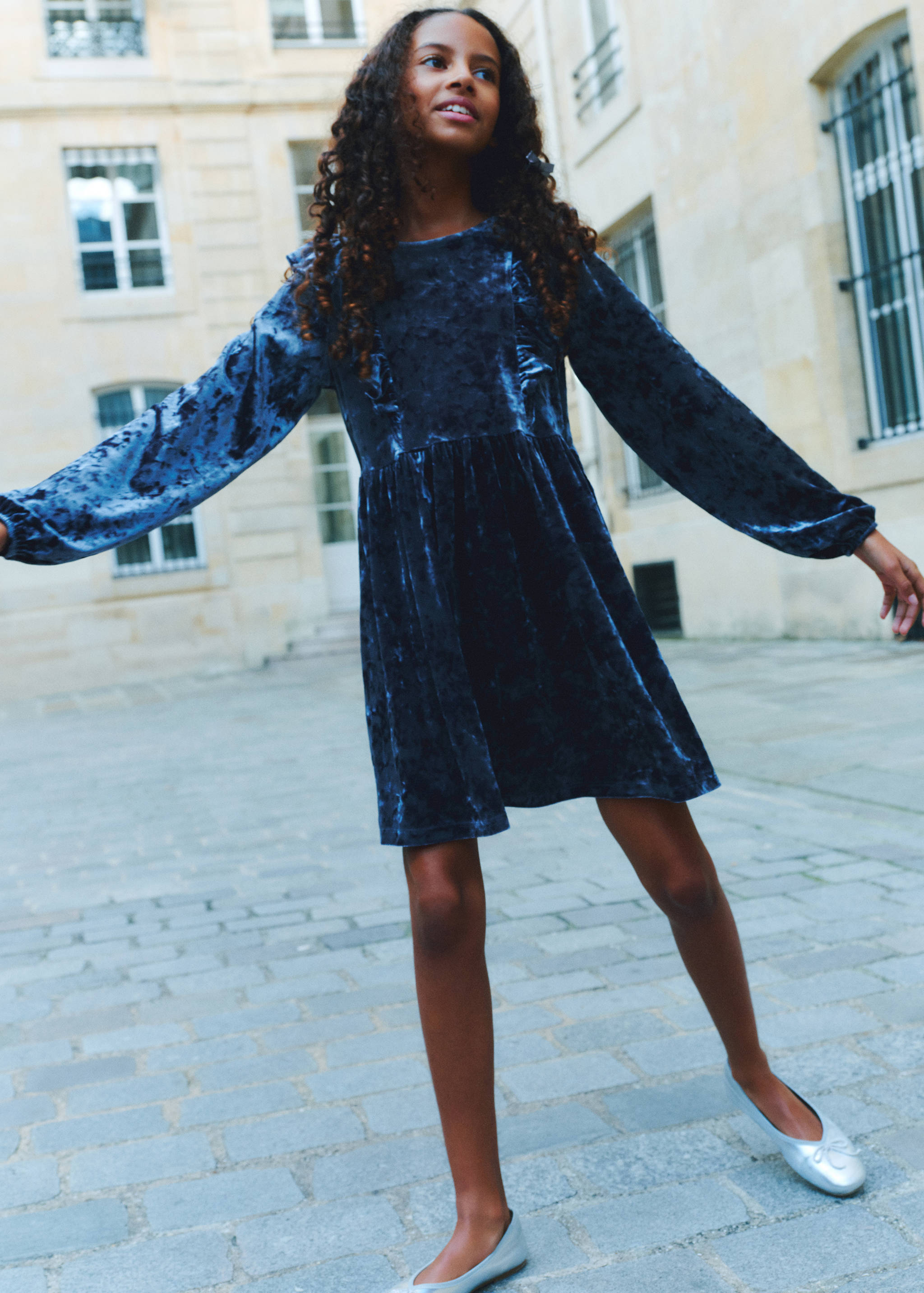 Robe velours volantée - Détail de l'article 6