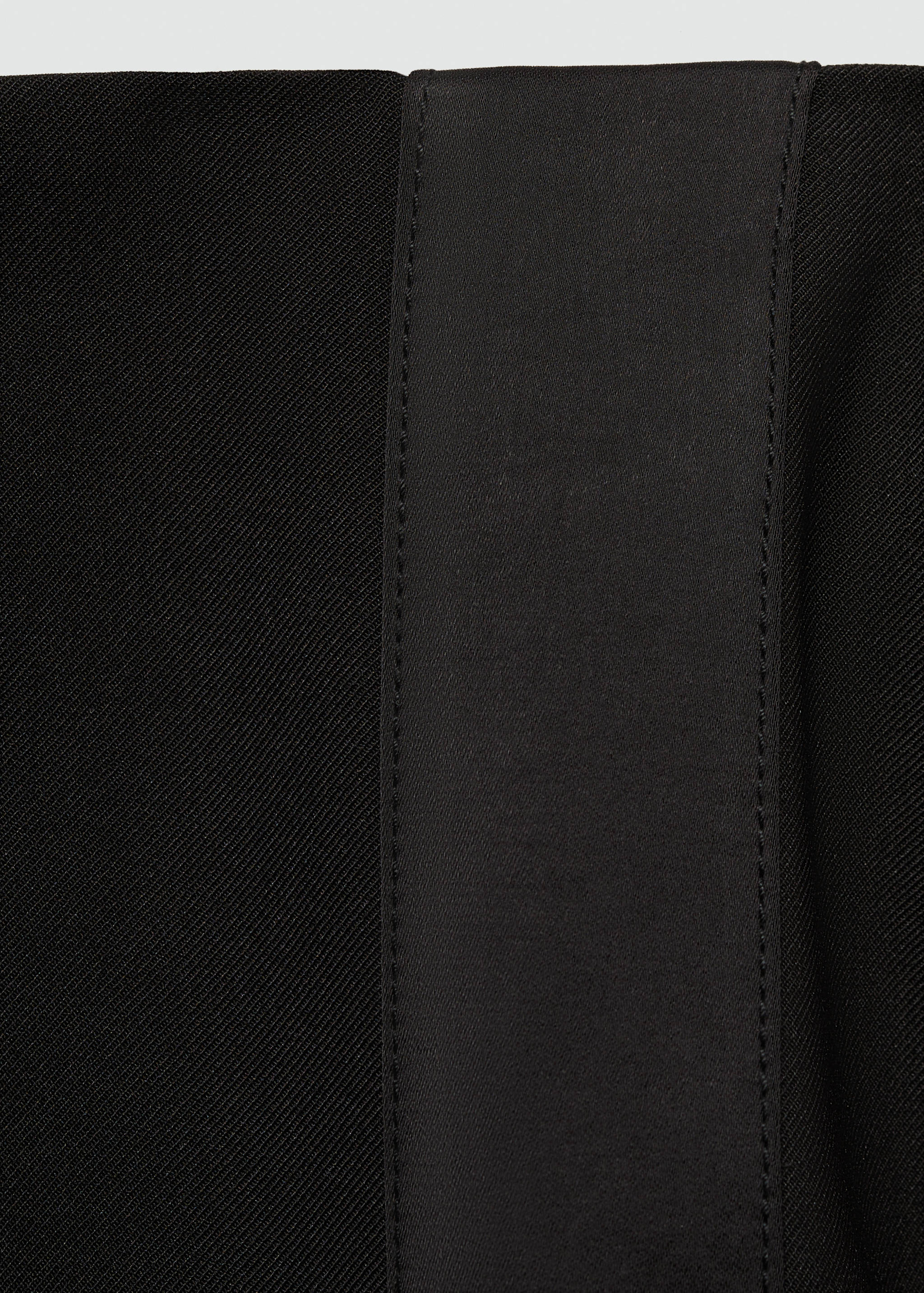 High-waist straight shorts - Details of the article 0