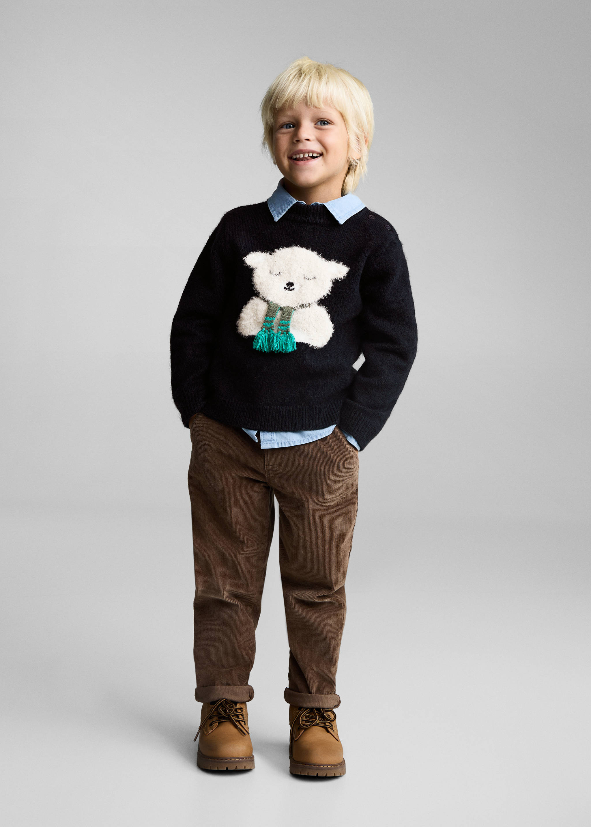 بلوفر حياكة دب صغير - رؤية عامة