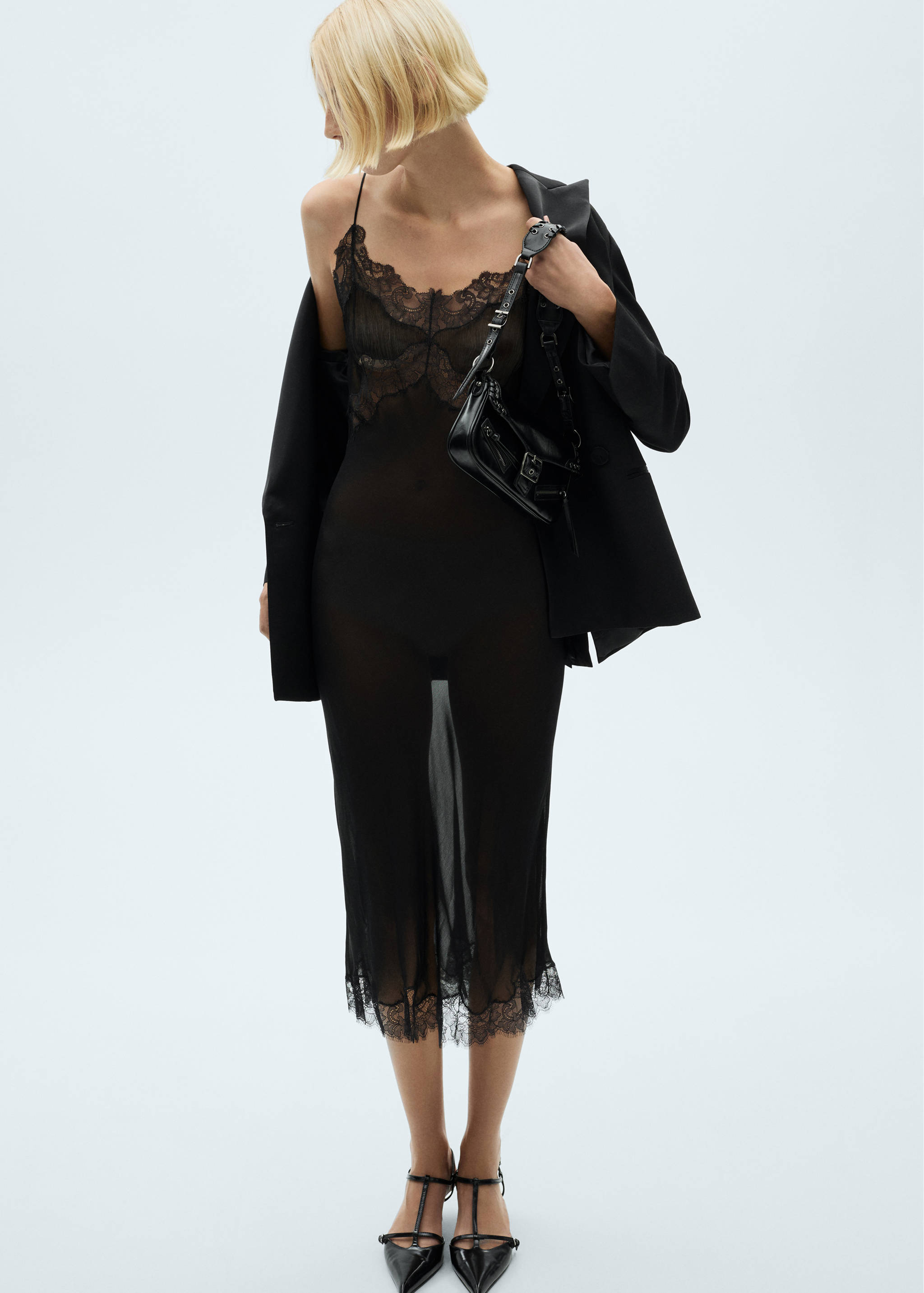 Suit blazer with satin lapels - Details of the article 2