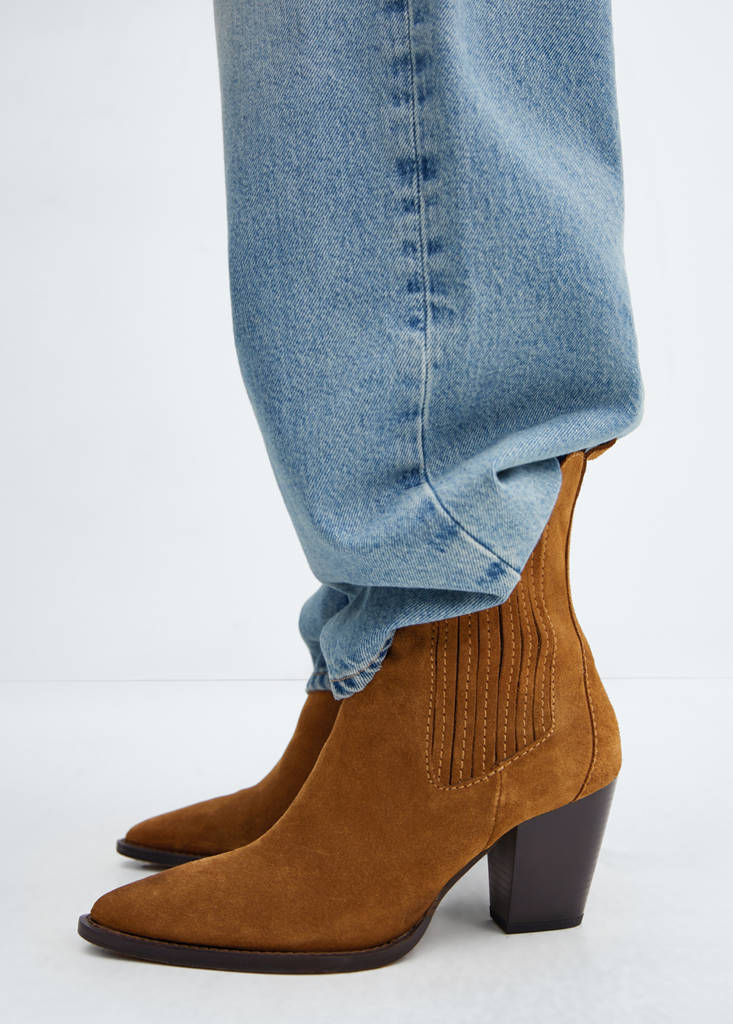 Heel suede ankle boot — Tobacco Brown