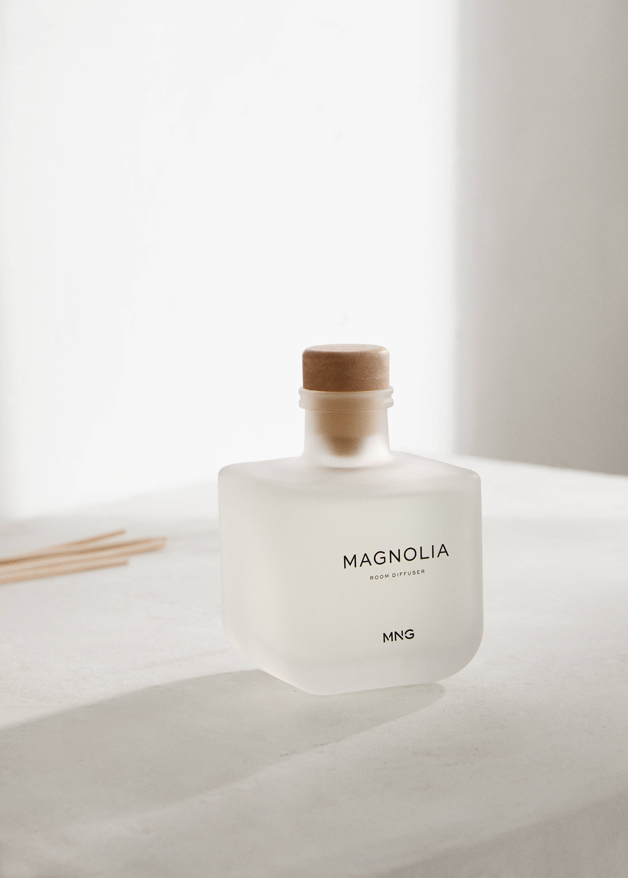 Magnolia stick diffuser 200ml - General plane