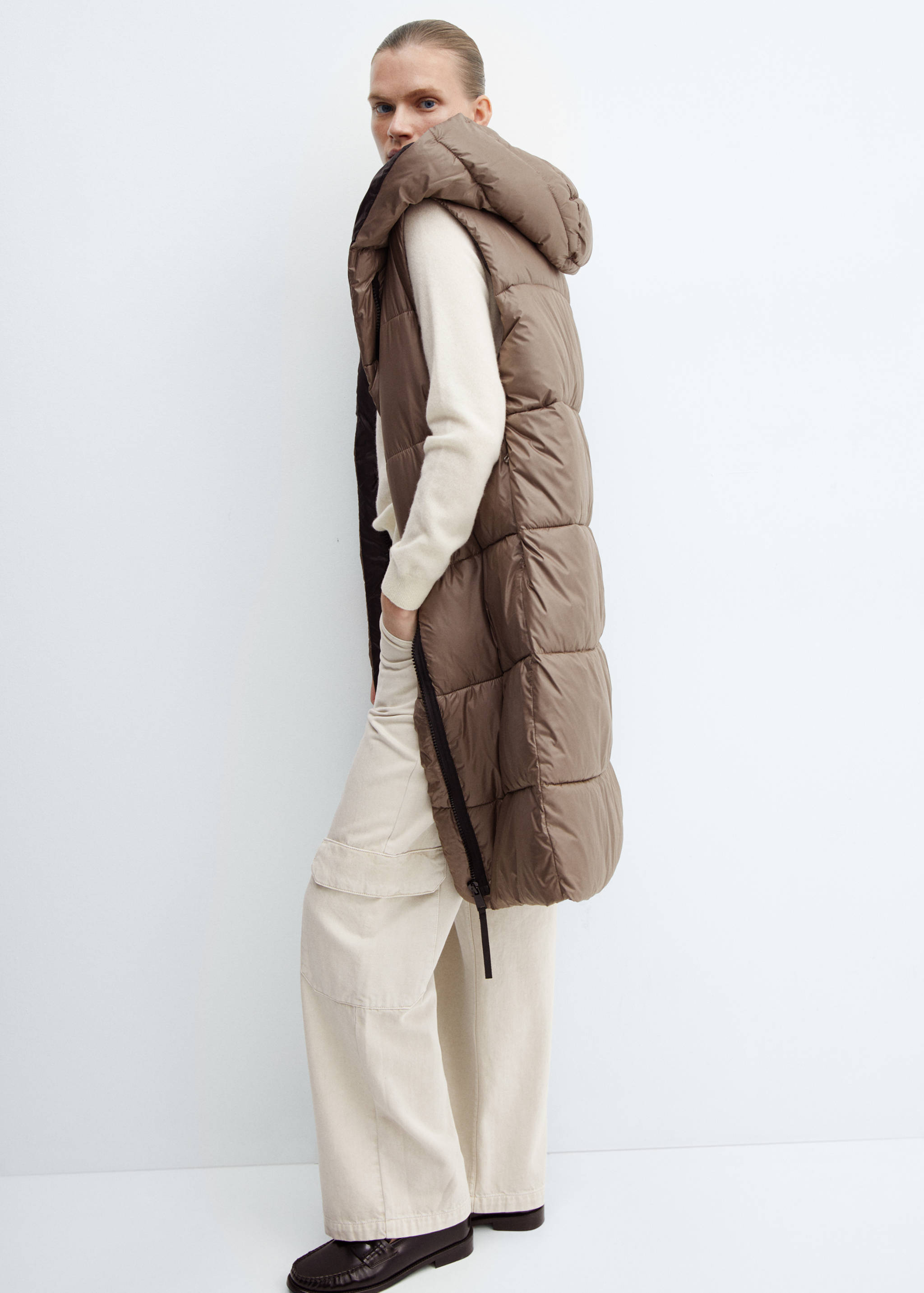 Long puffer vest - Details of the article 2