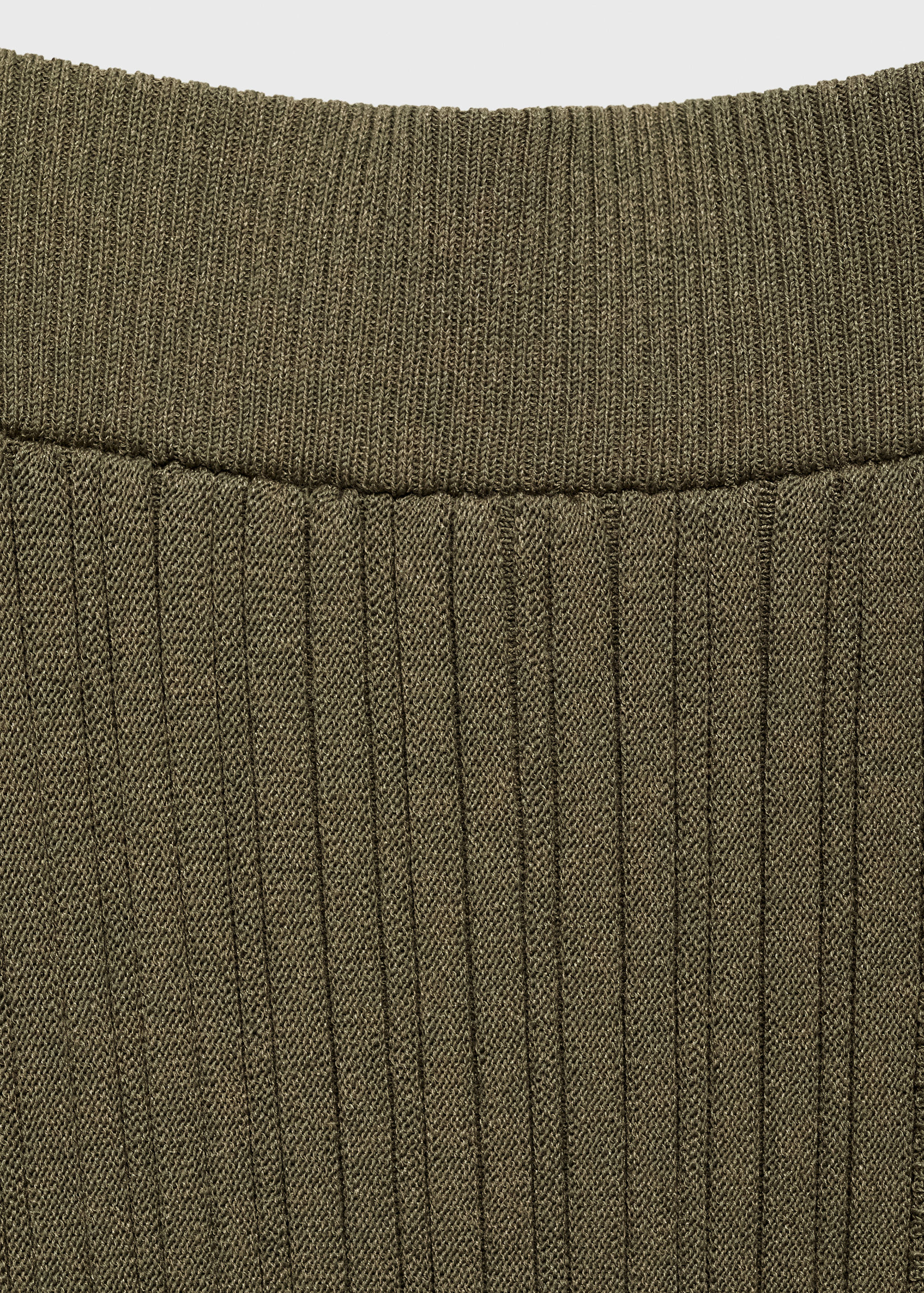 Buttoned knit skirt - Details of the article 8