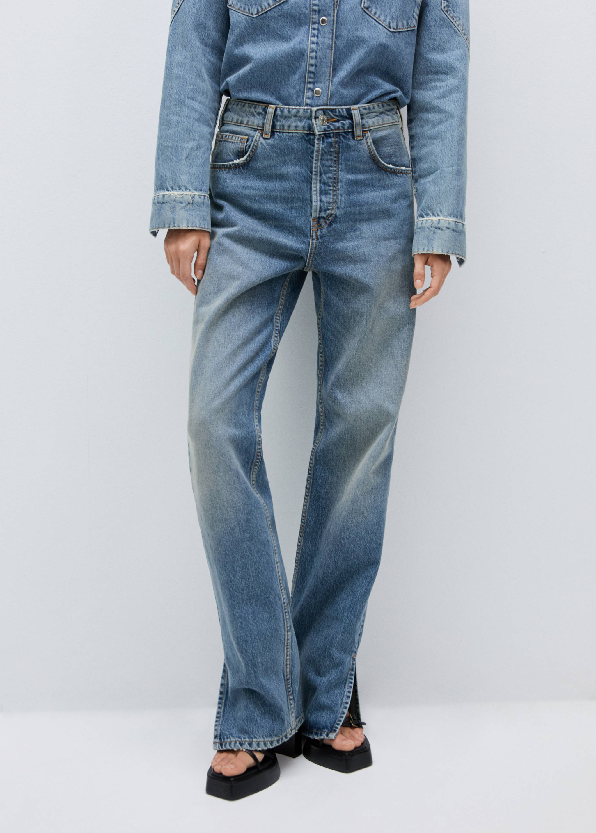 Medium-rise straight jeans with slits - Medium plane