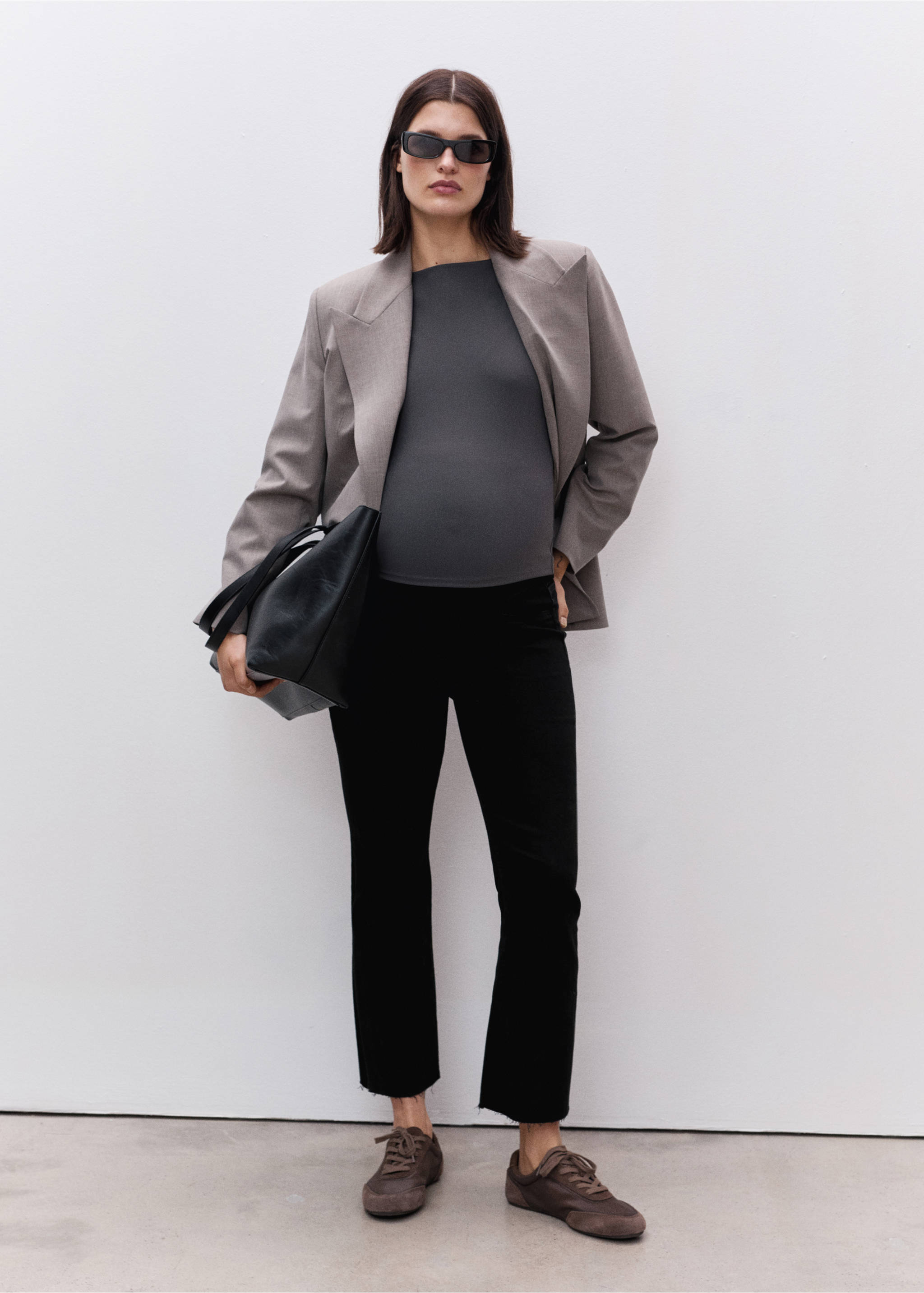 Jean de grossesse flare crop - Plan général, Black denim. Ref: 87000217-00.