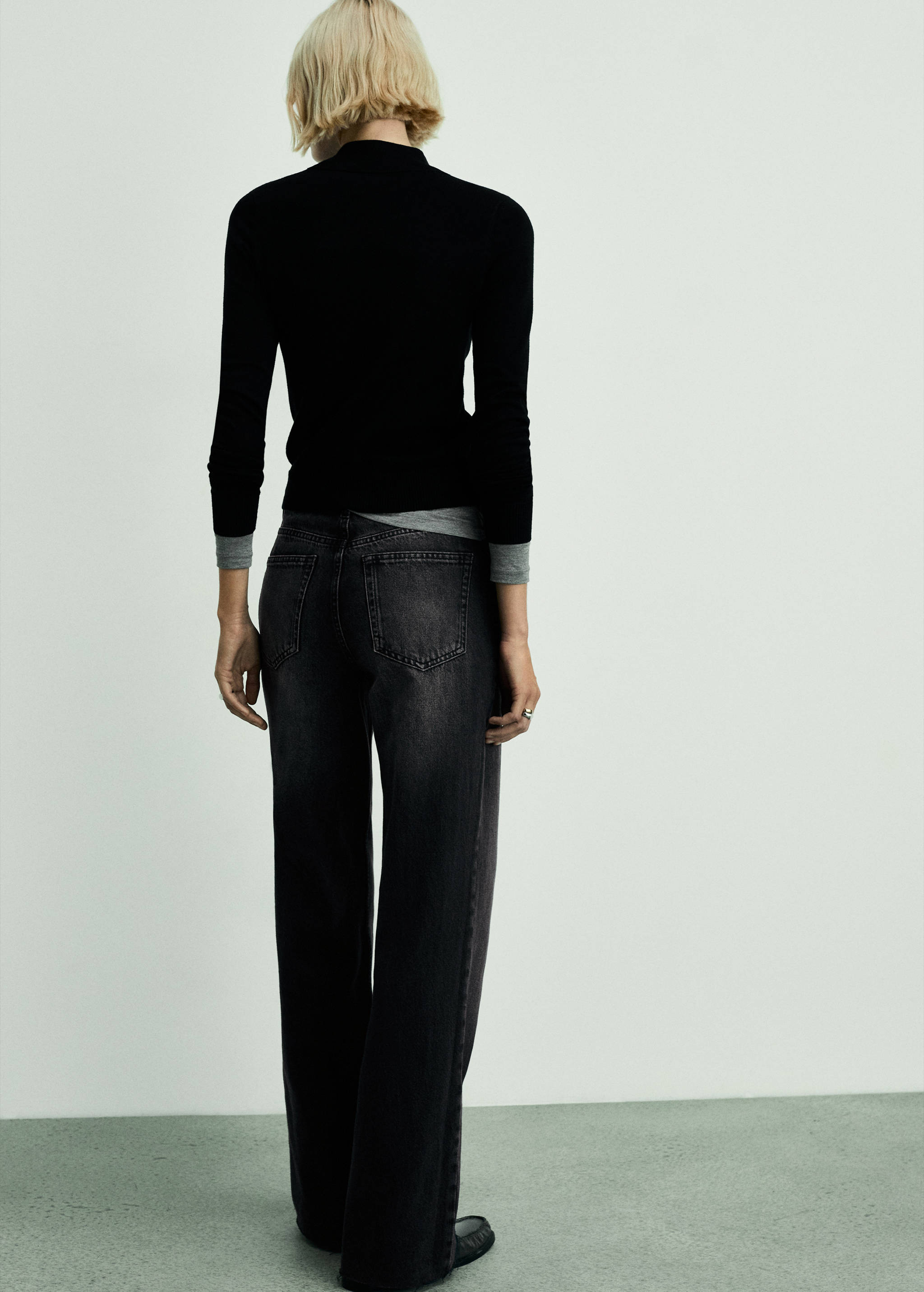 Danila high-waisted wide leg jeans - Reverse of the article