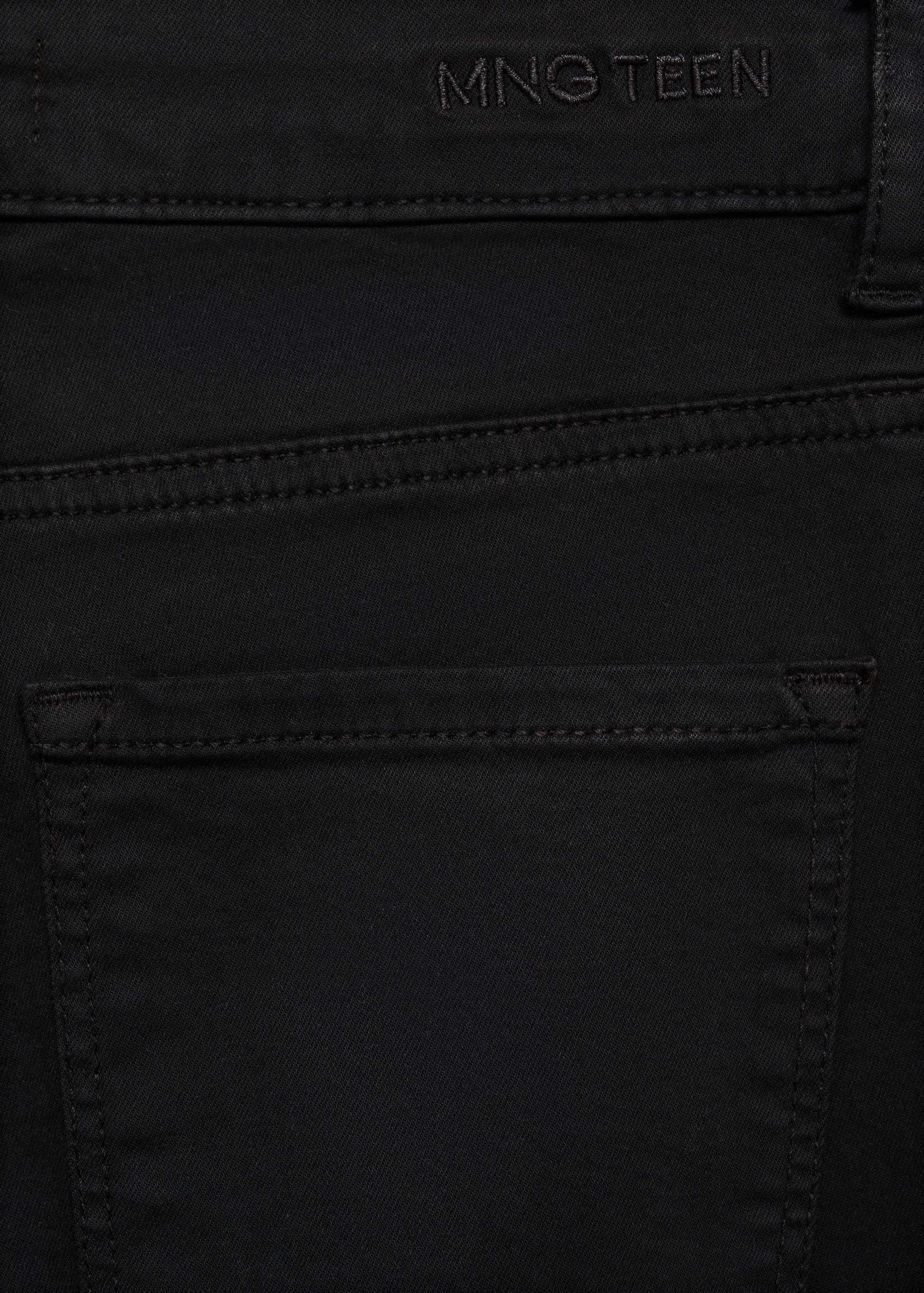 Utsvängda jeans - Detaljer om artikeln 0