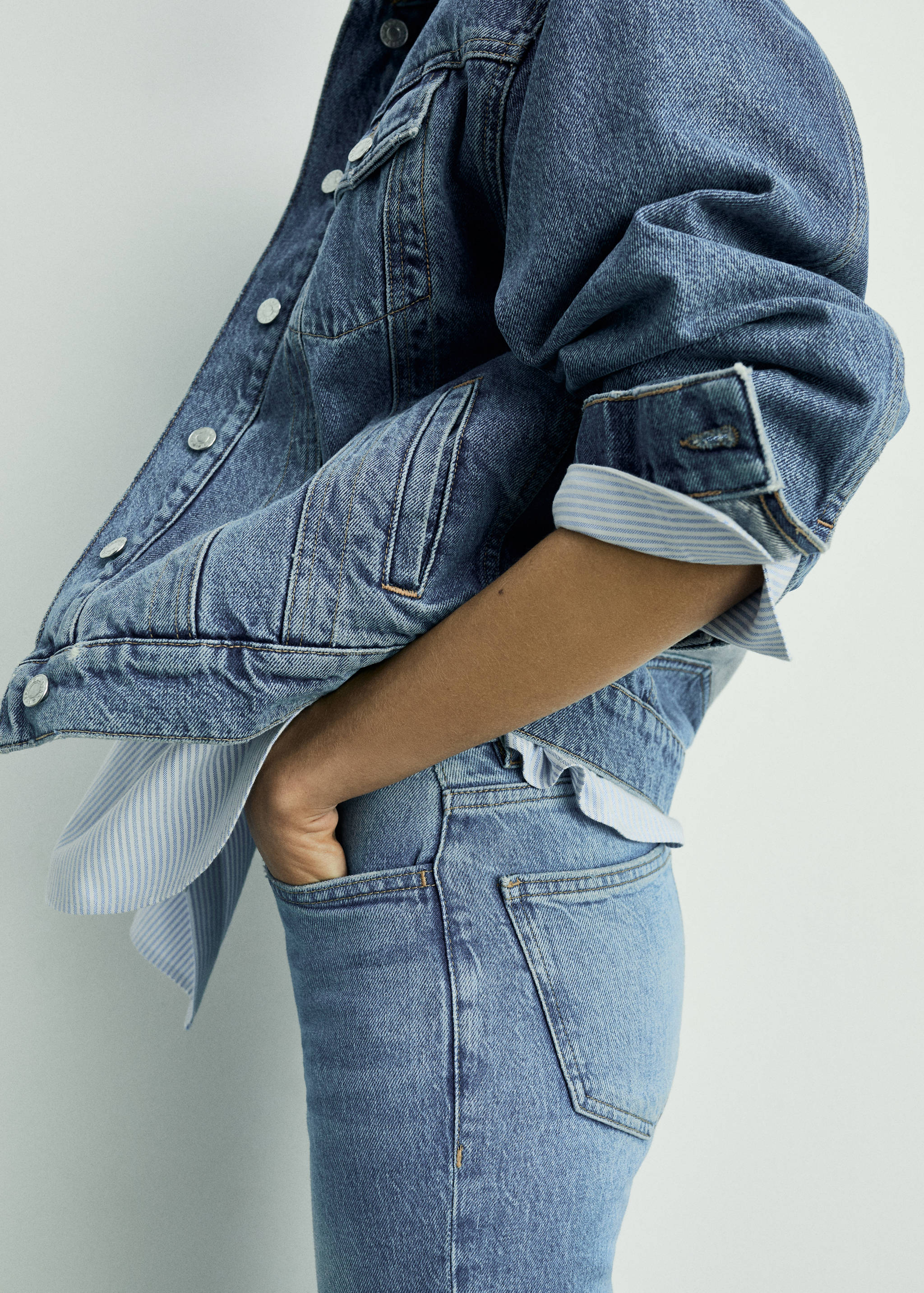 Fiona flared mid-rise jeans - Details of the article 6