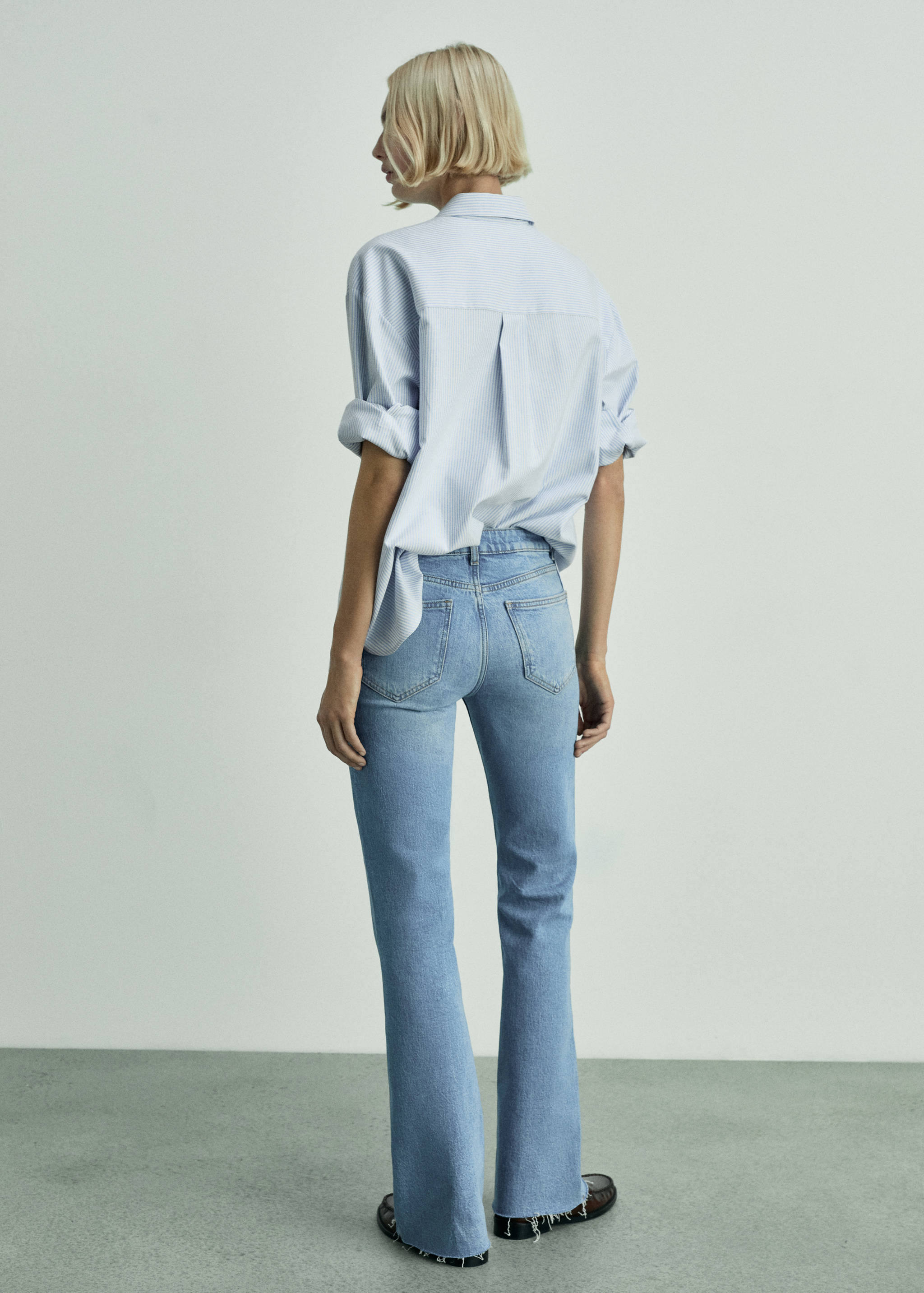 Fiona flared mid-rise jeans - Details of the article 2