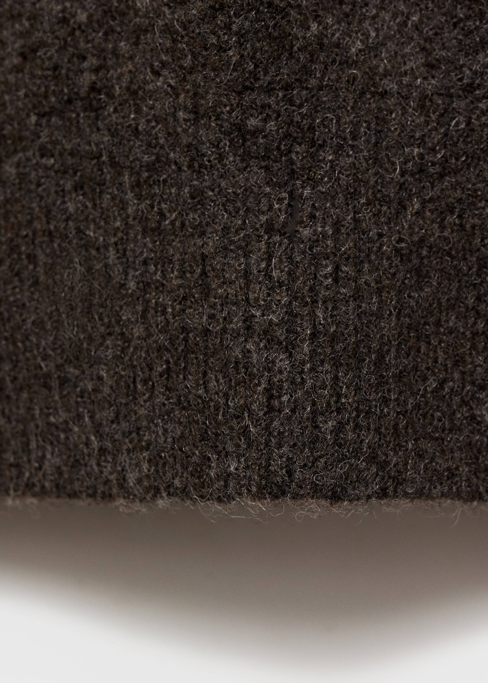 Perkins-neck sweater with seams - Details of the article 0