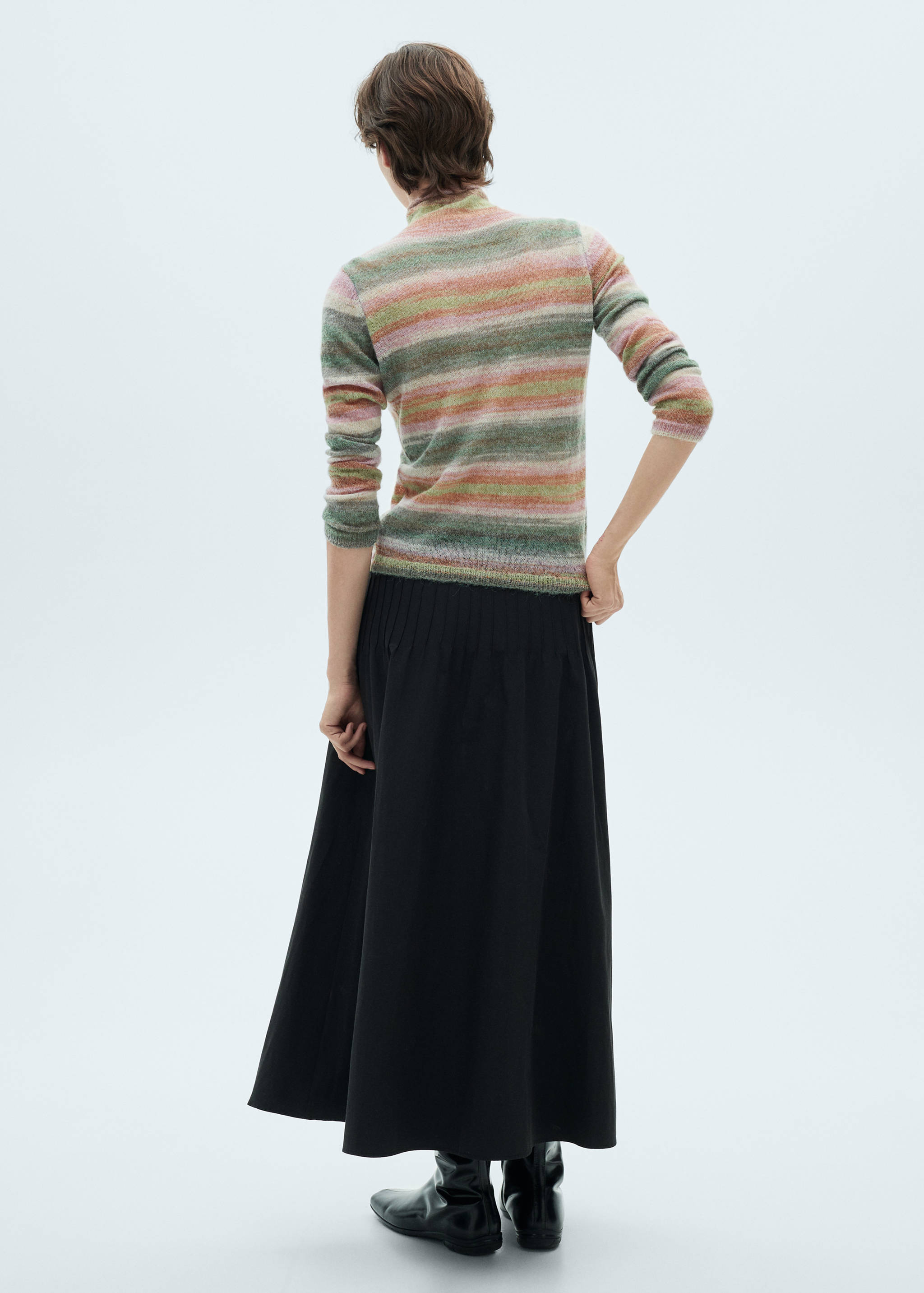 Stand-collar striped sweater - Reverse of the article