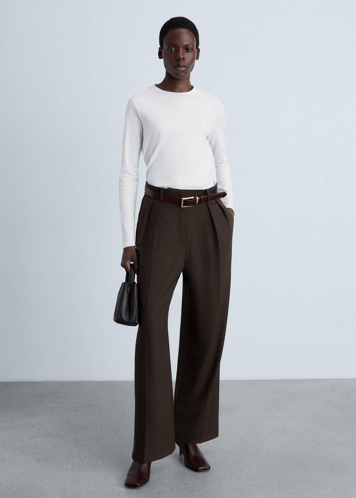Thin round-neck t-shirt — White