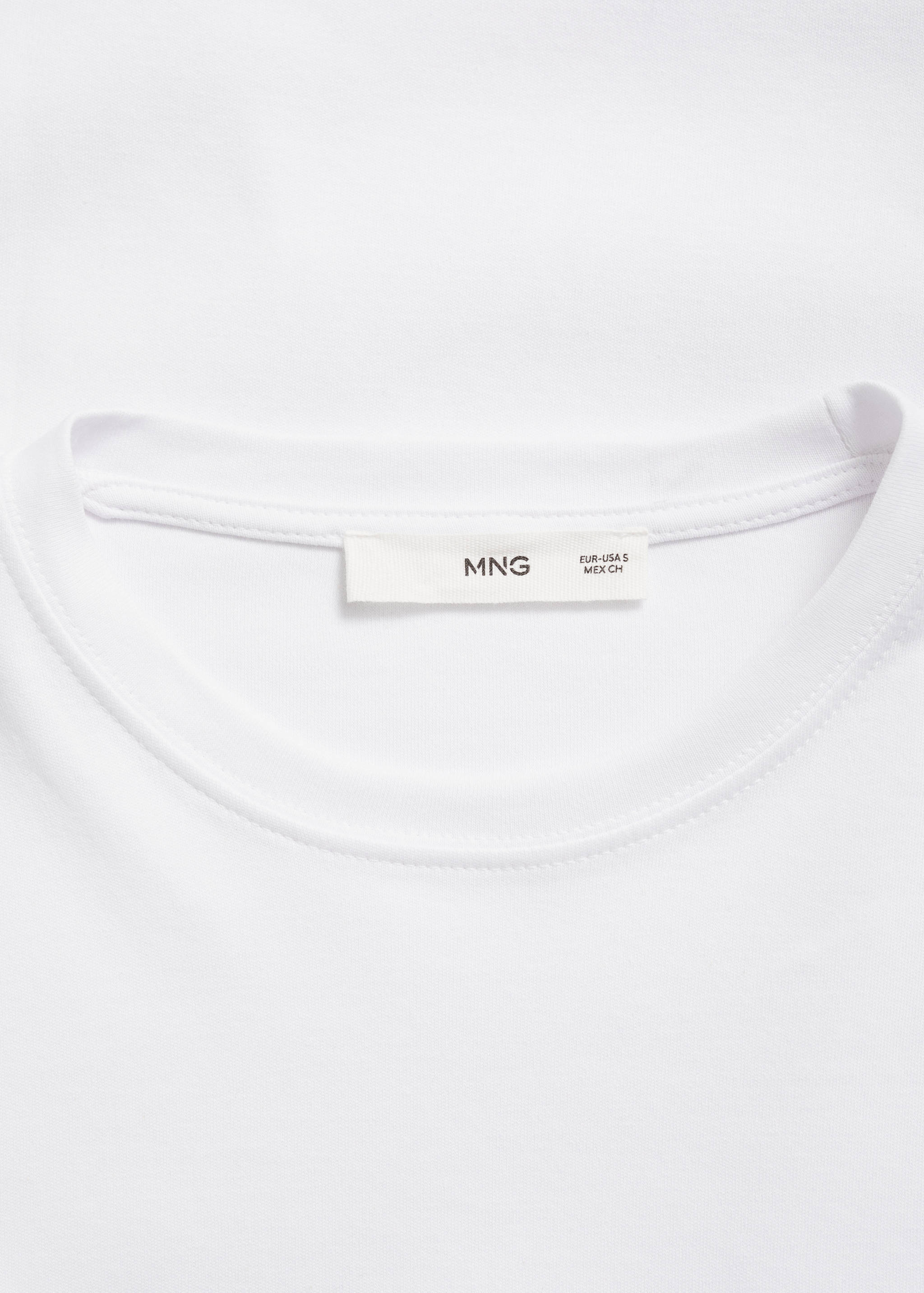 Thin round-neck t-shirt - Details of the article 8