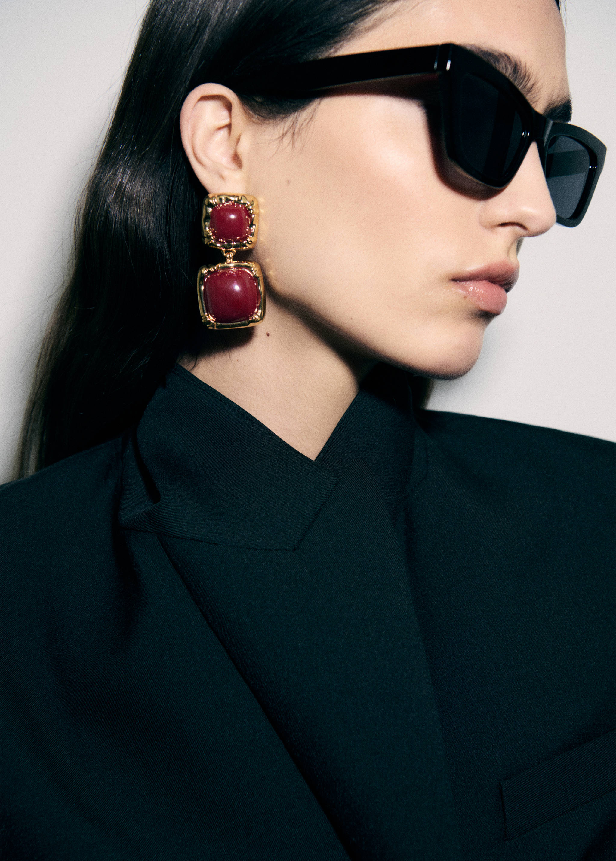 Beaded drop earrings - Details of the article 7