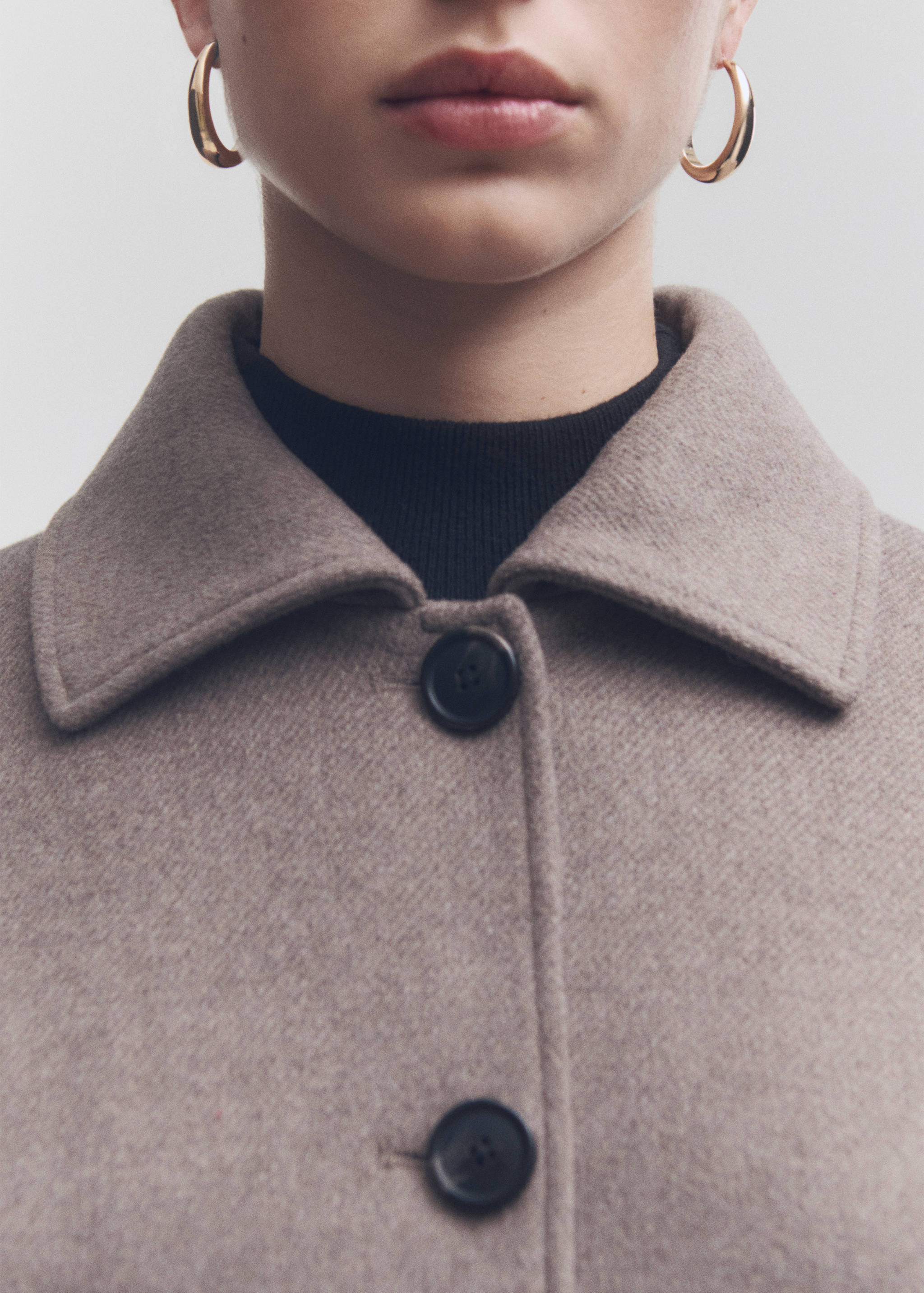 Thin oval hoop earrings - General plane