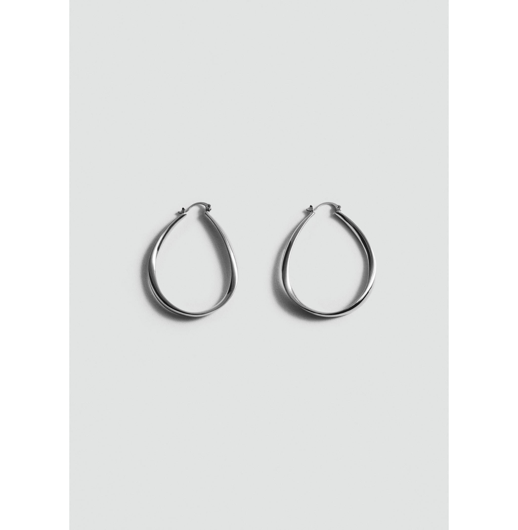 أقراط دائرية بيضاوية الشكل - منتج دون نموذج