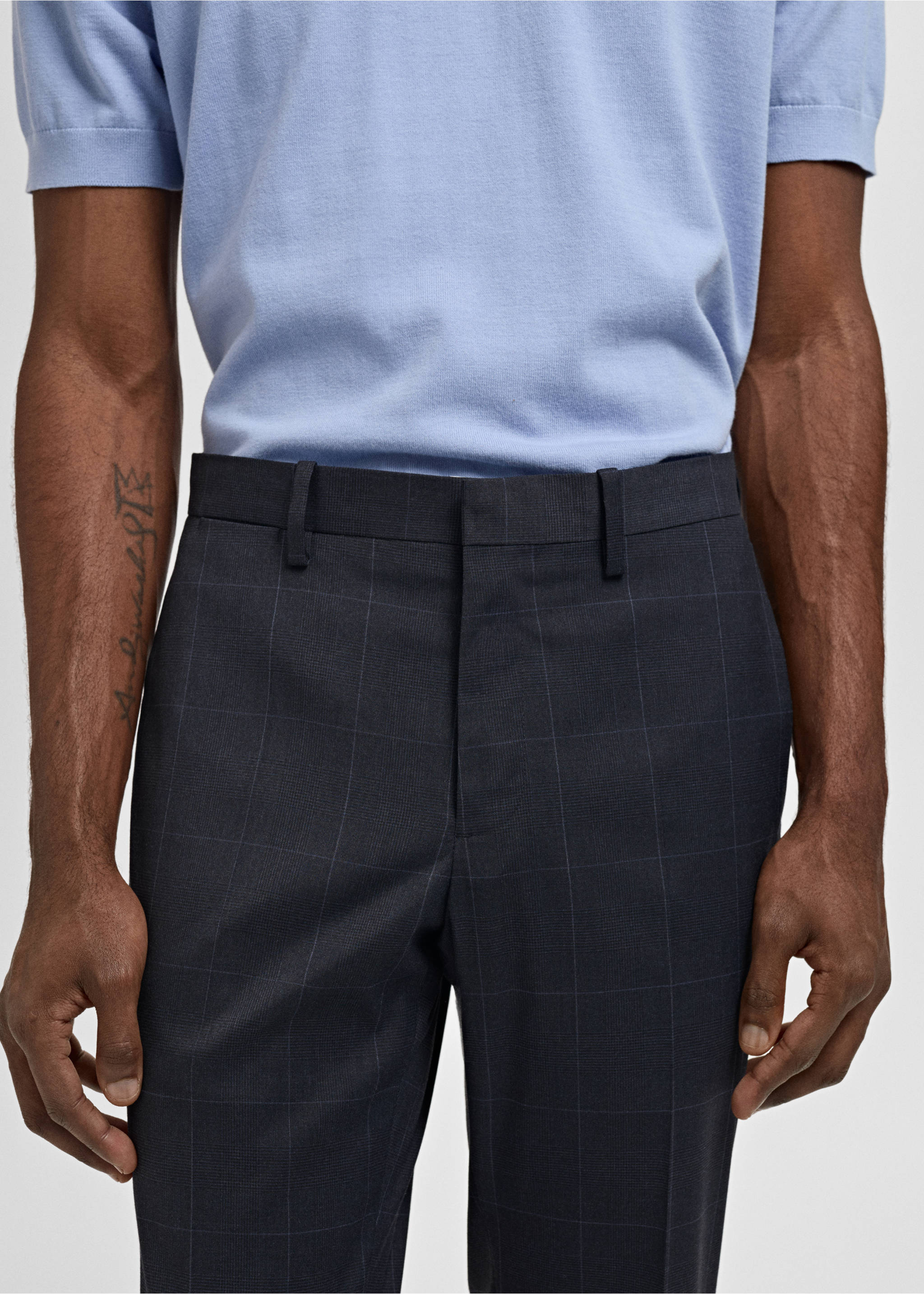 Süper slim fit streç kumaştan kumaş pantolon - Ürün detayı 2, Lacivert. Ref: 87000591-00.