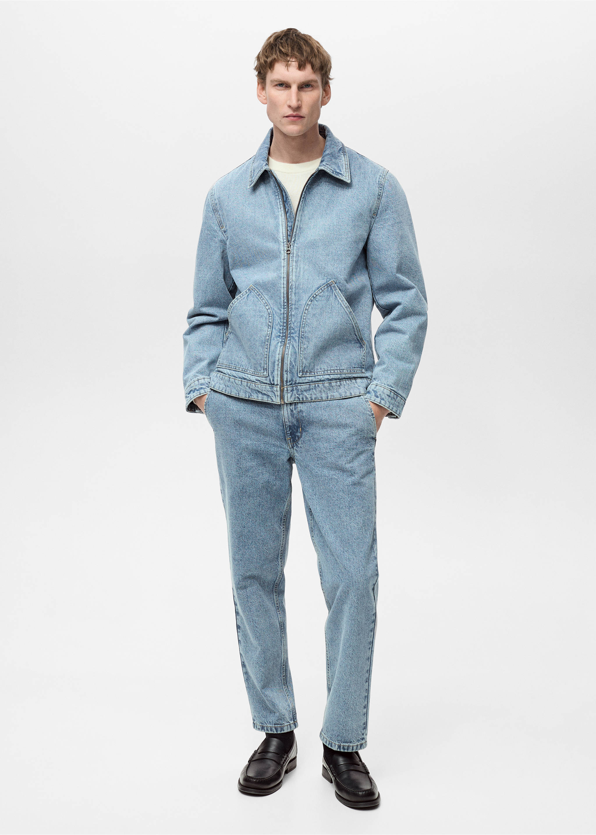 Worn effect straight fit jeans - Общий план, Синий средний. Ref: 87000599-01.