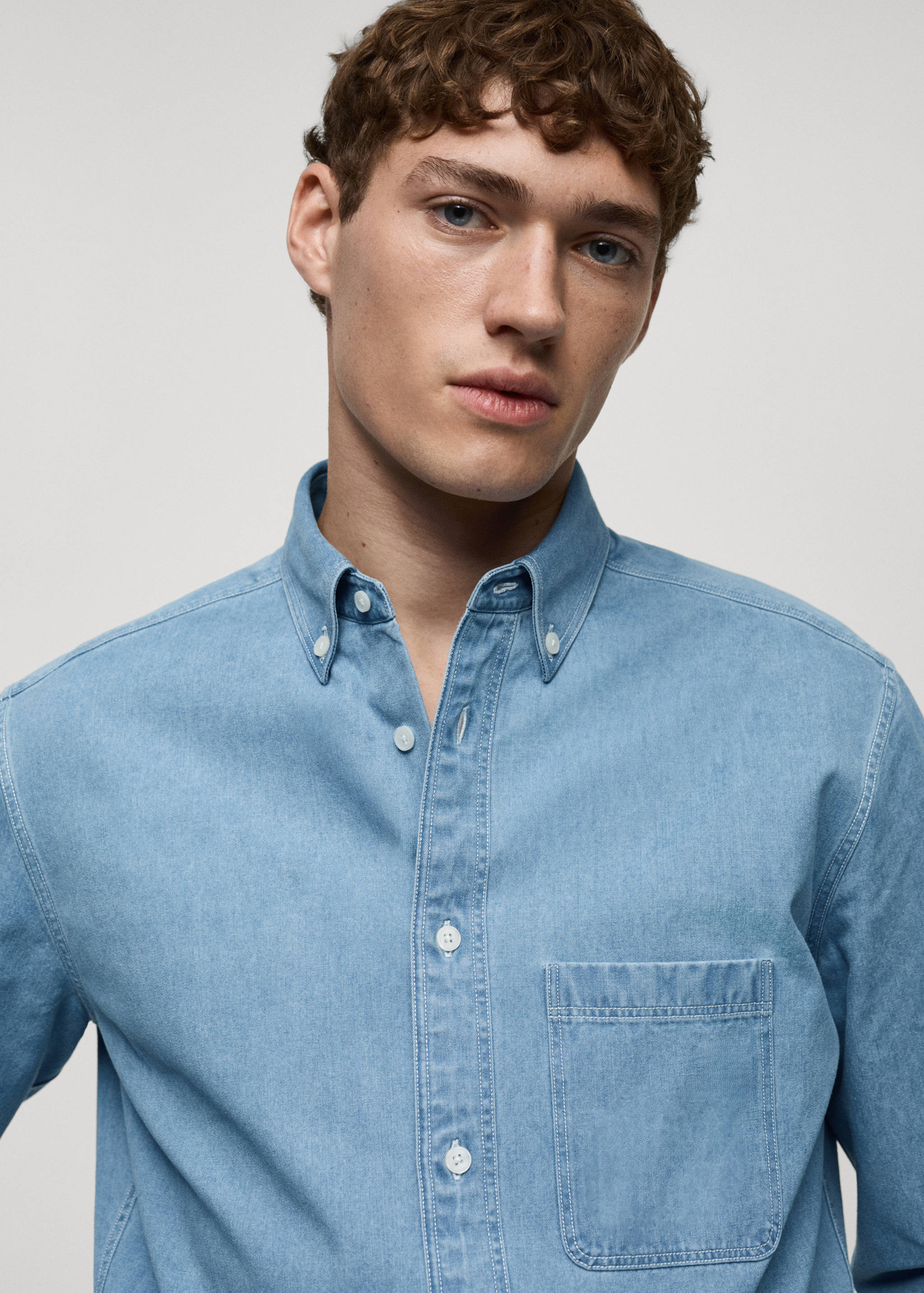 100% cotton denim shirt - Details of the article 1