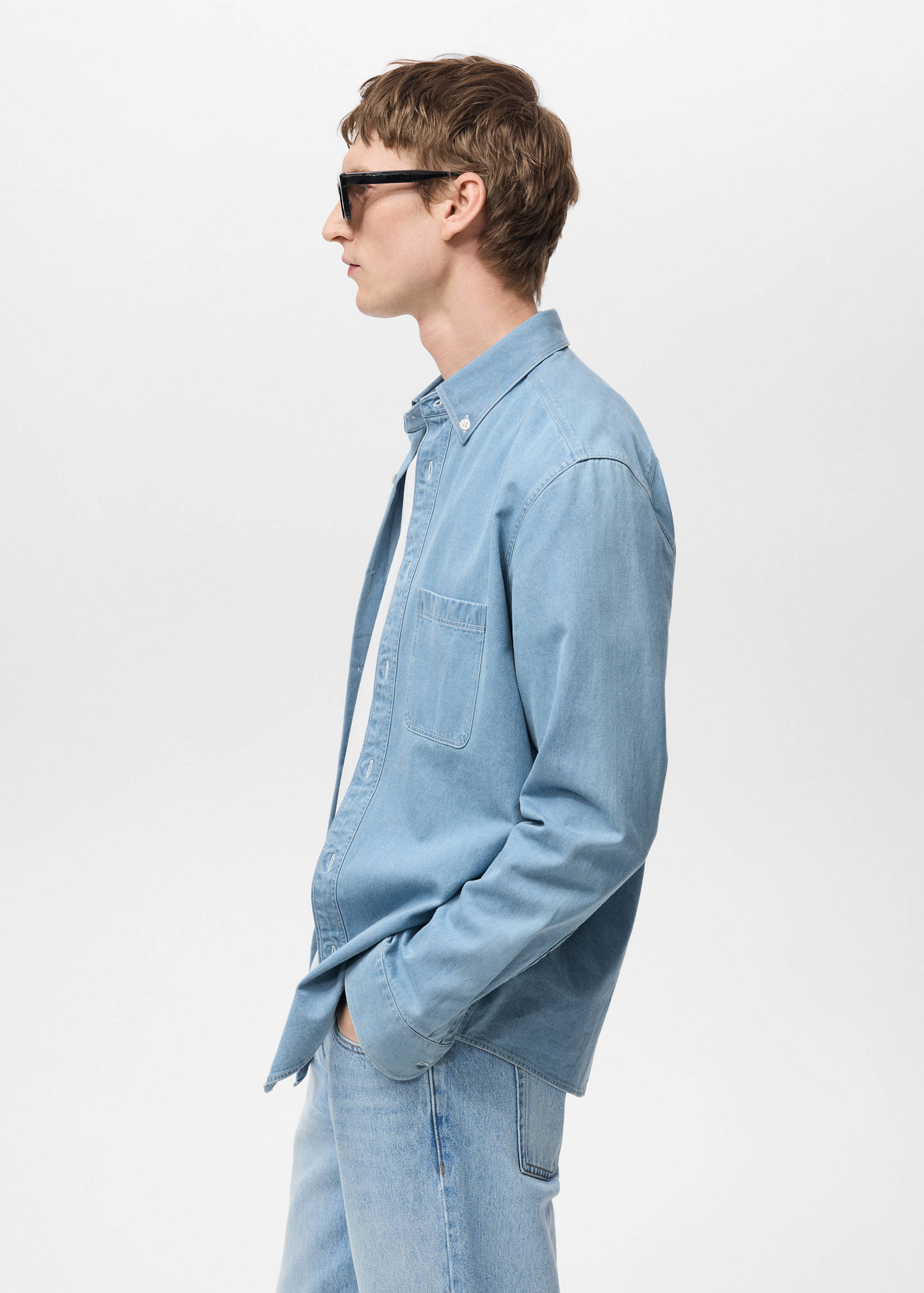 100% cotton denim shirt - Details of the article 4