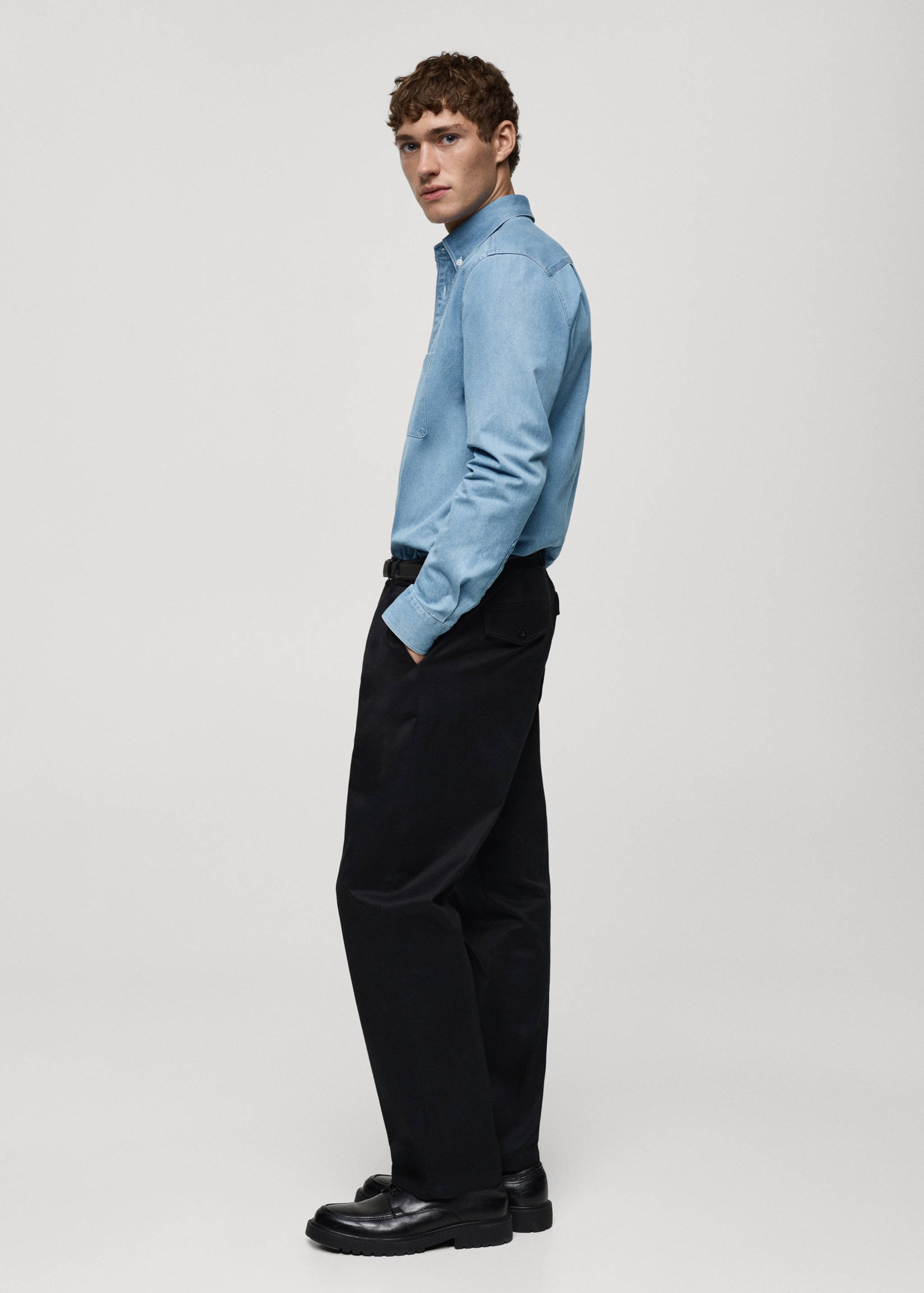 100% cotton denim shirt - Details of the article 2