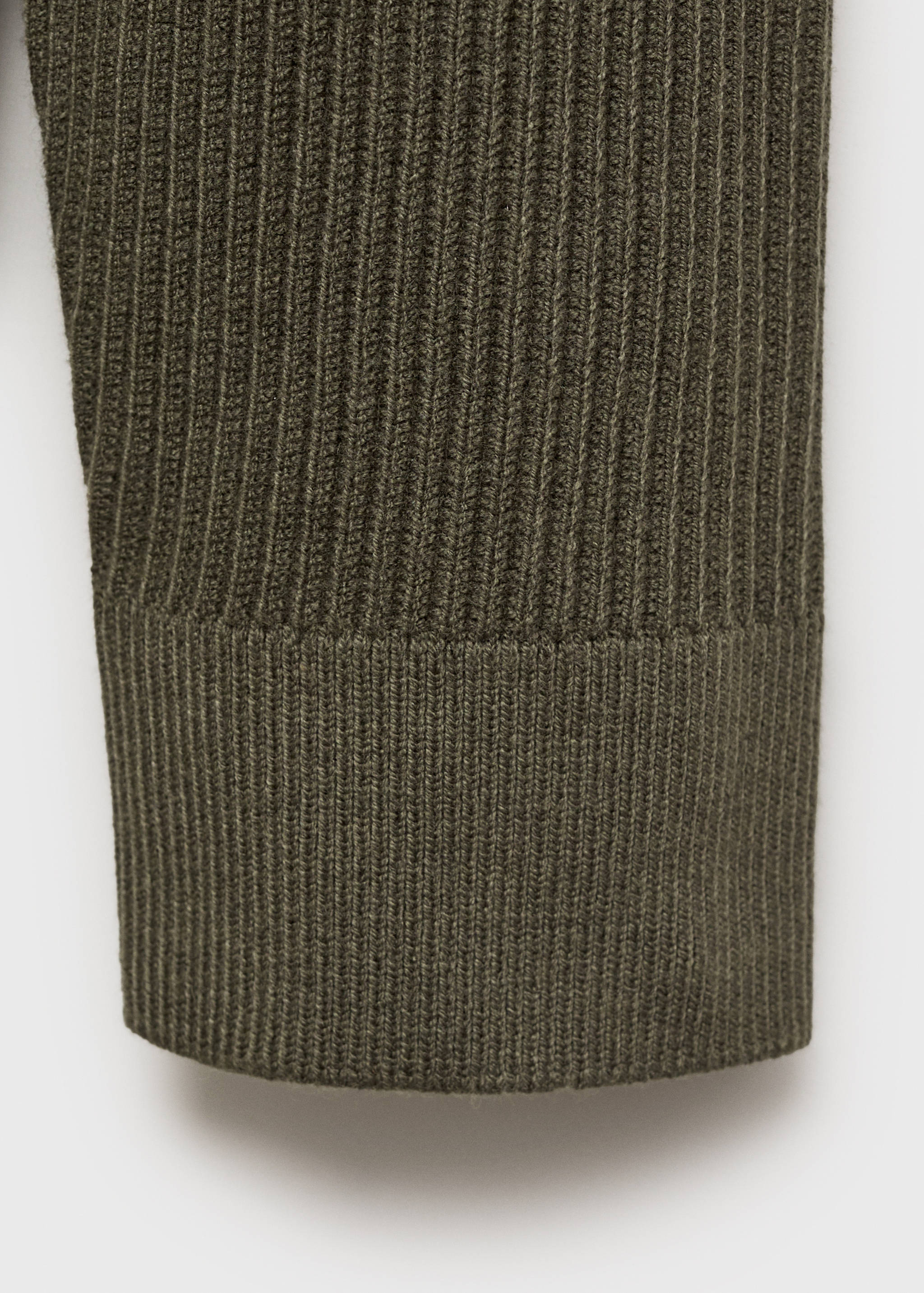 Ribbed sweater with zip neck - Details of the article 0