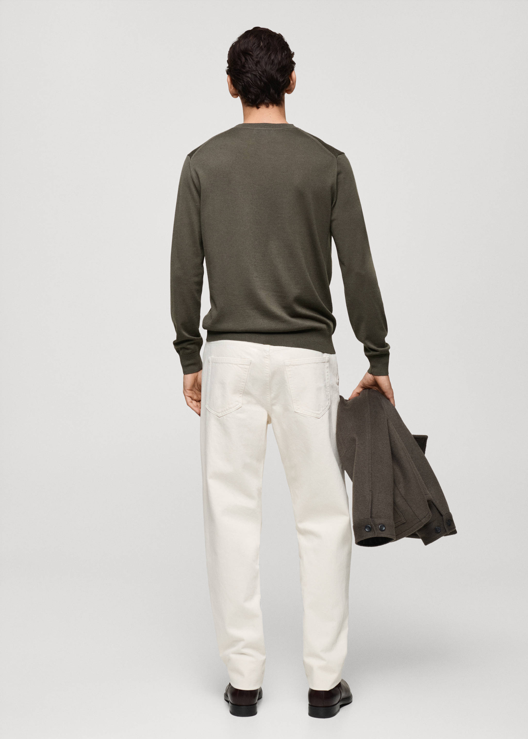 100% merino wool sweater - Reverse of the article