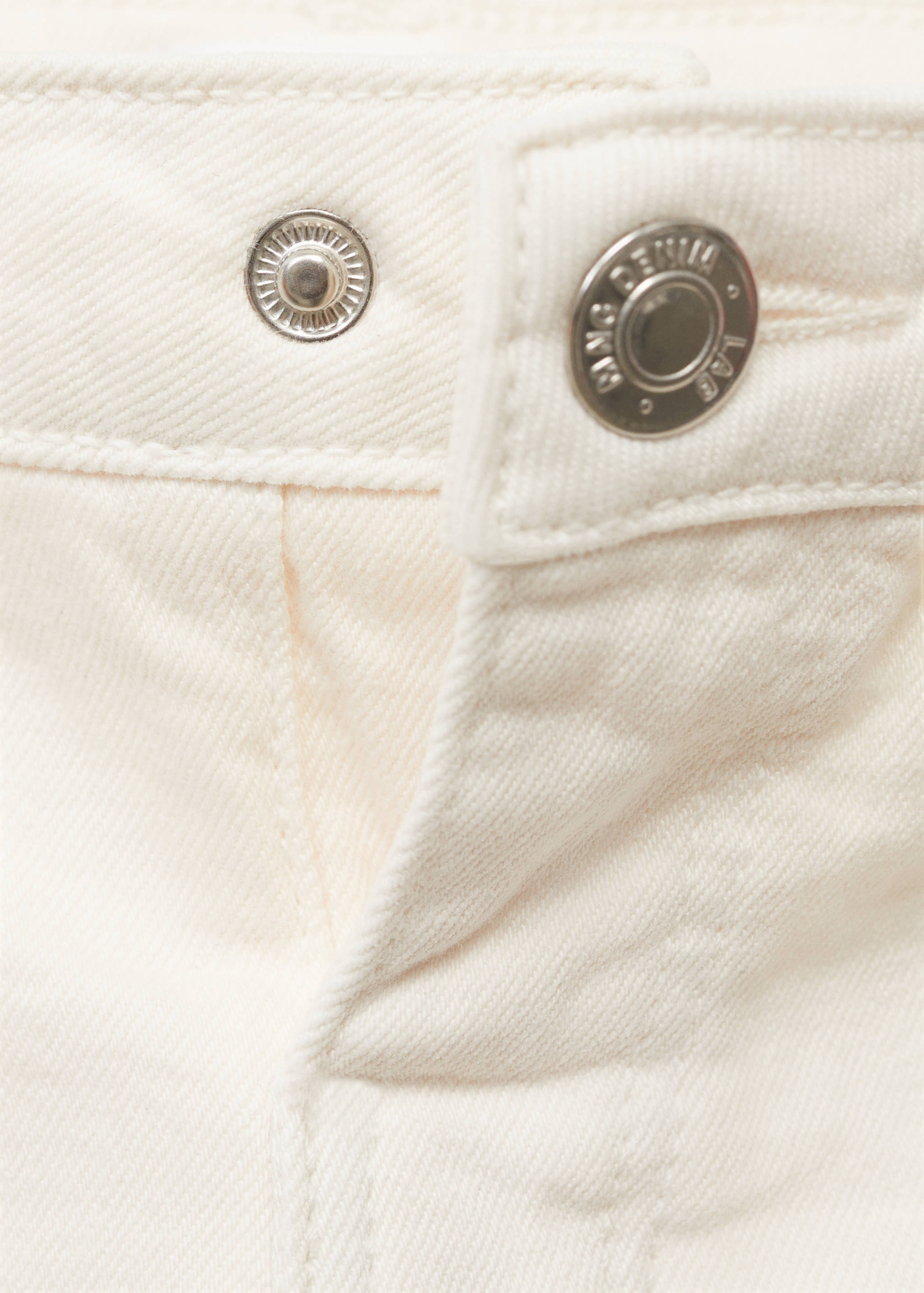 Seamless jeans with frayed hem - Details of the article 8