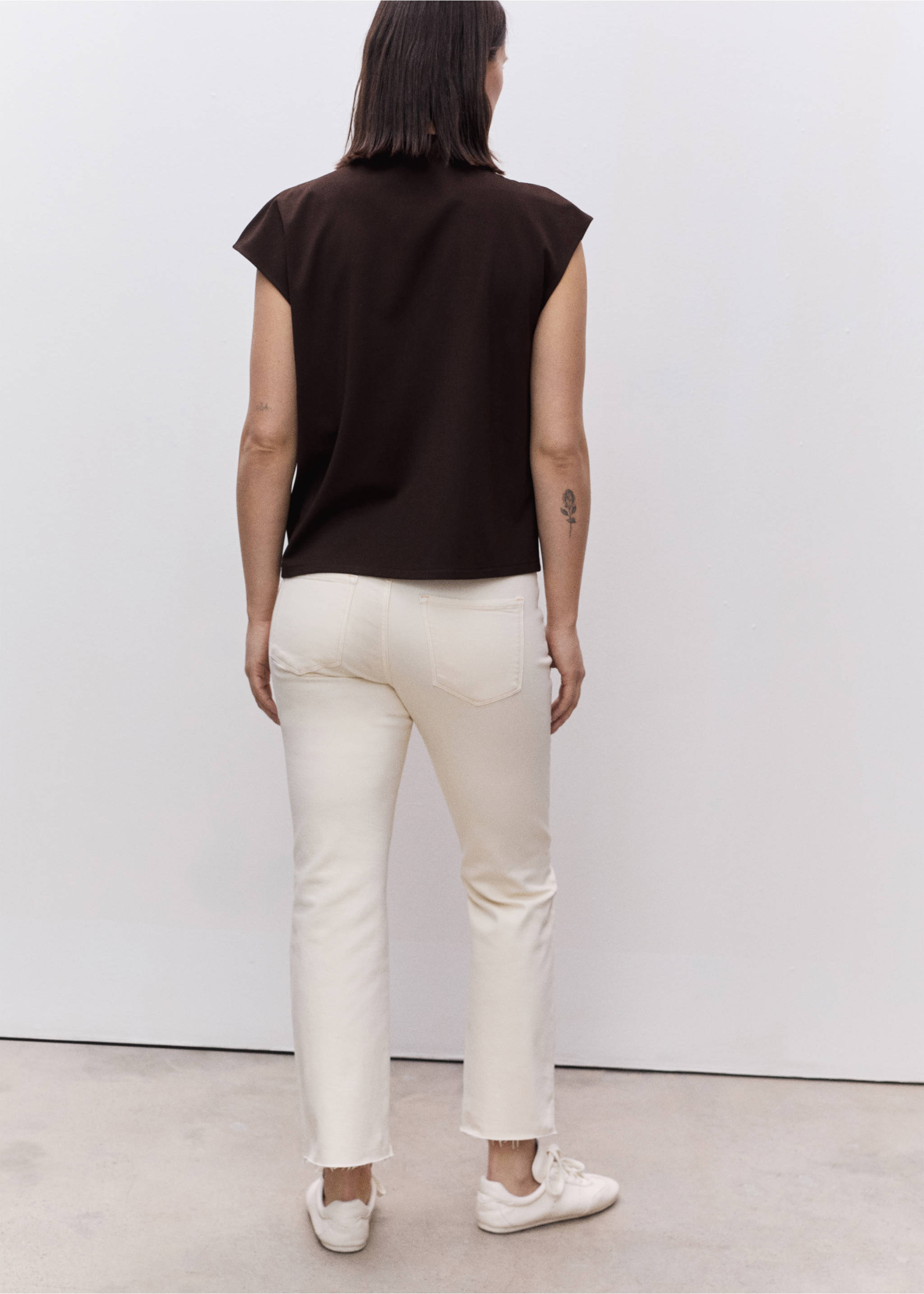 Jean de grossesse flare crop - Verso de l’article, Blanc cassé. Ref: 87000632-00.