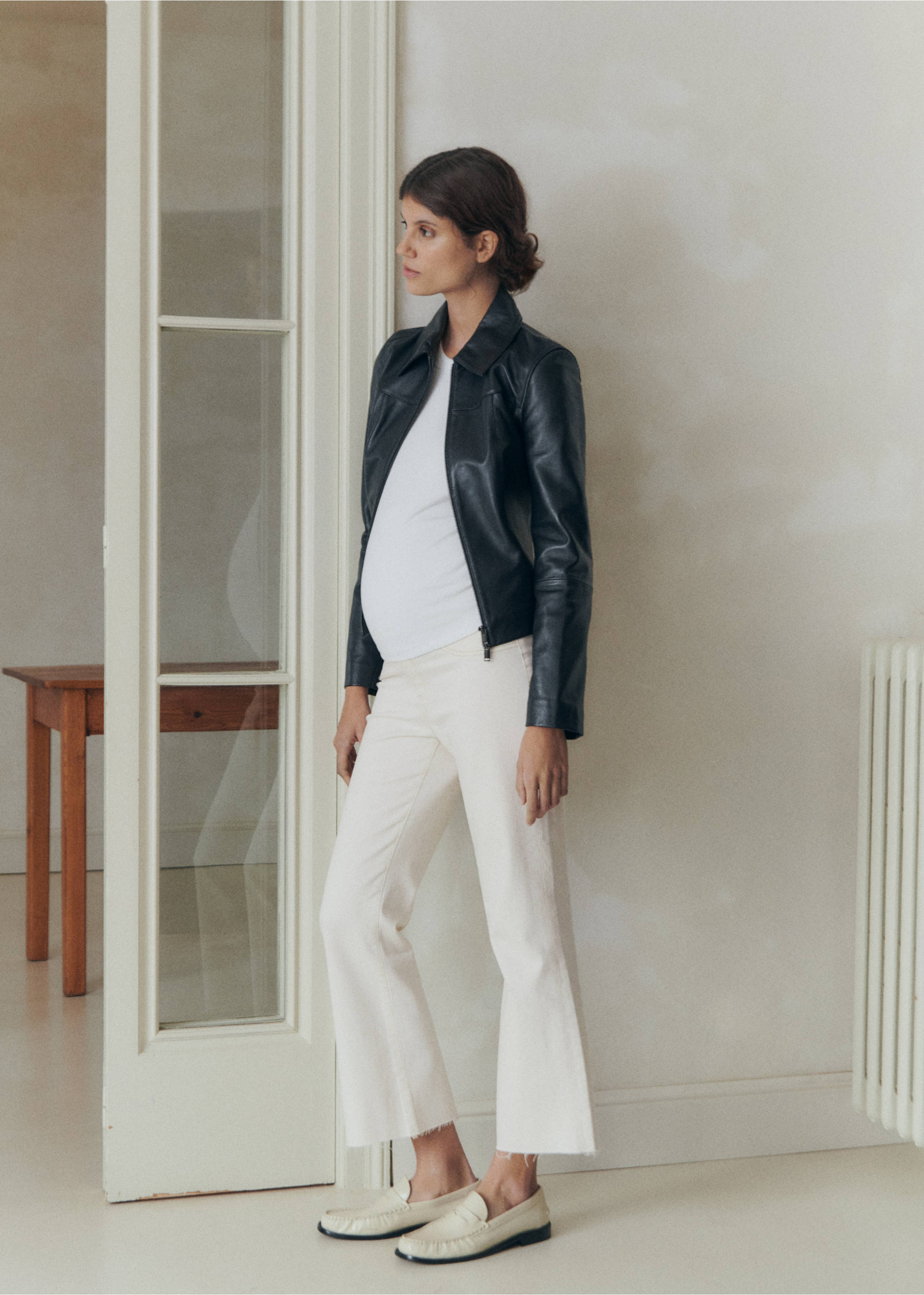 Jean de grossesse flare crop - Détail de l'article 7, Blanc cassé. Ref: 87000632-00.