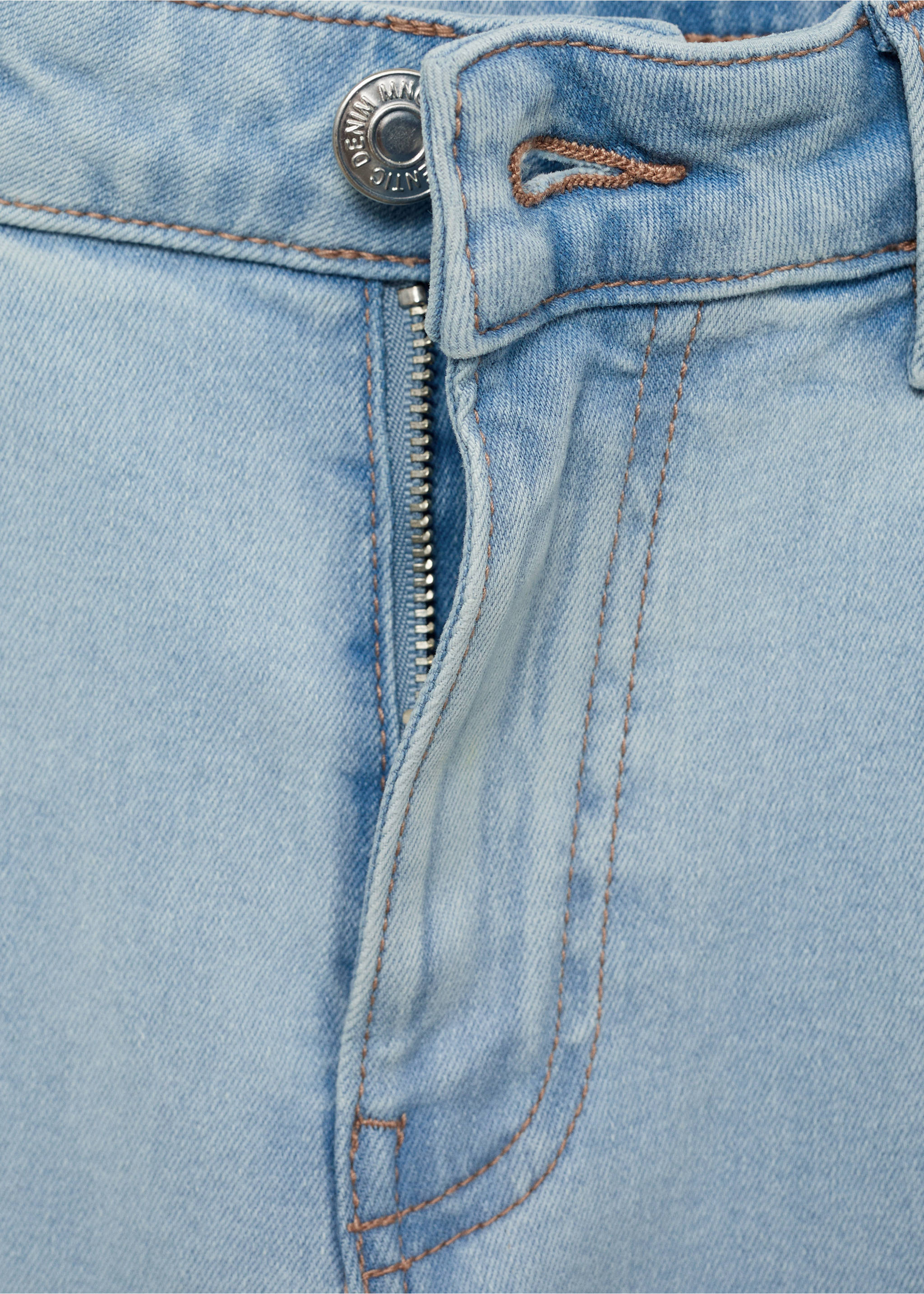 Jeans flare crop - Detalle del artículo 8, Azul claro. Ref: 87001069-00.