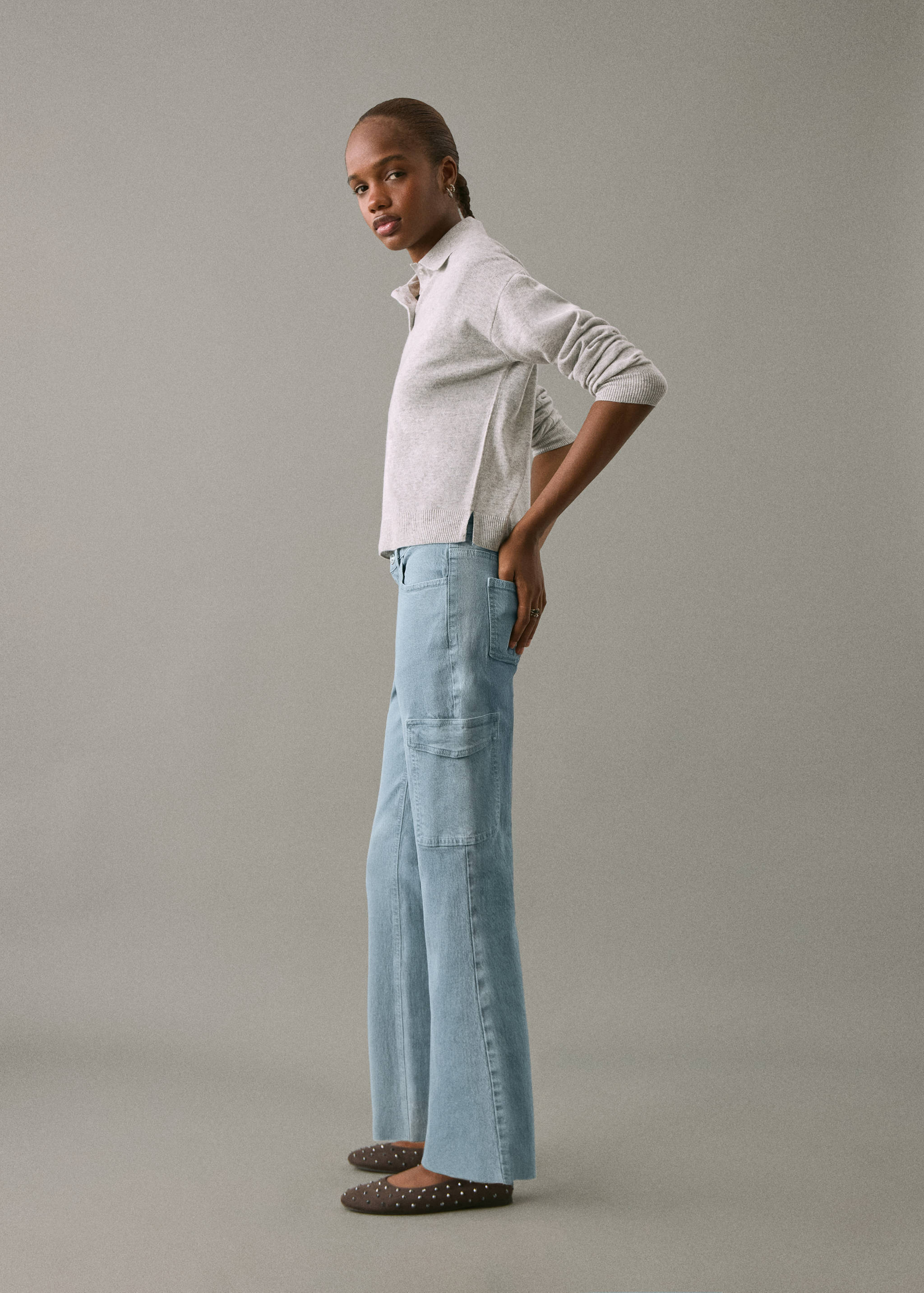 Cropped flared cargo jeans - Details of the article 2