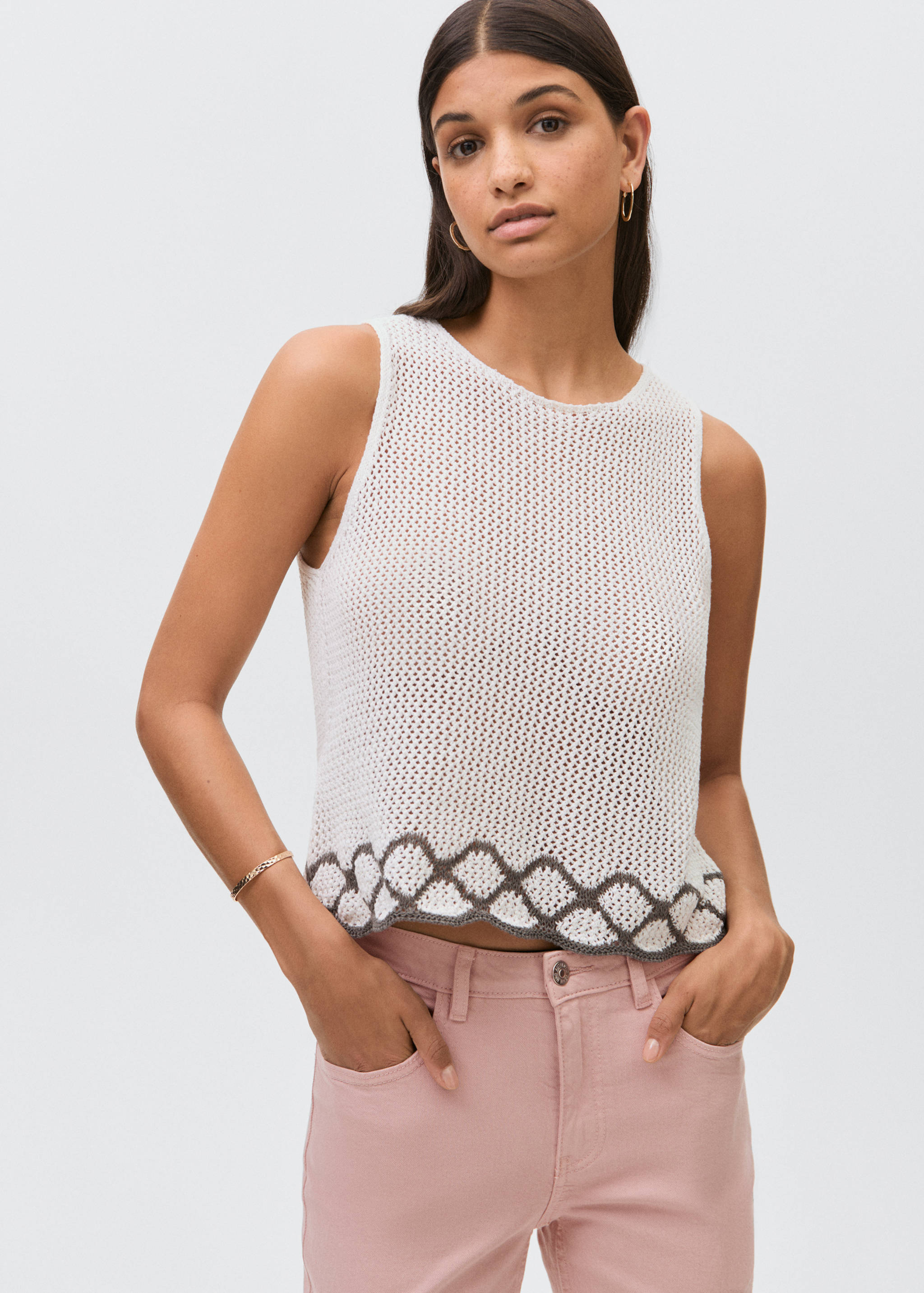 Cropped flared cargo jeans - Details of the article 1