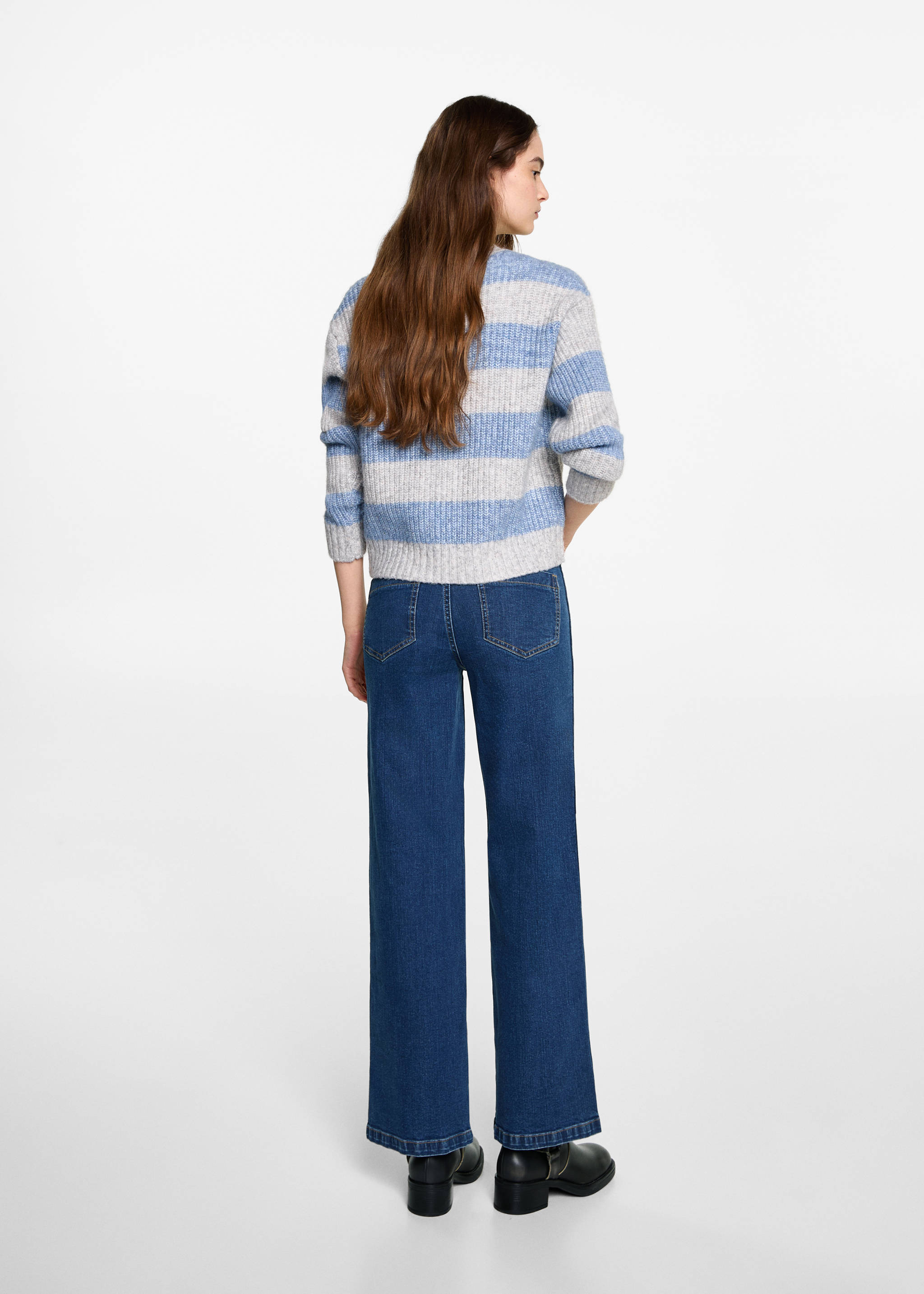 Straight-fit jeans with pockets - Reverse of the article