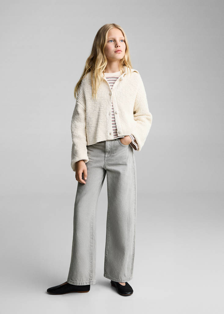 Decorative seam jeans