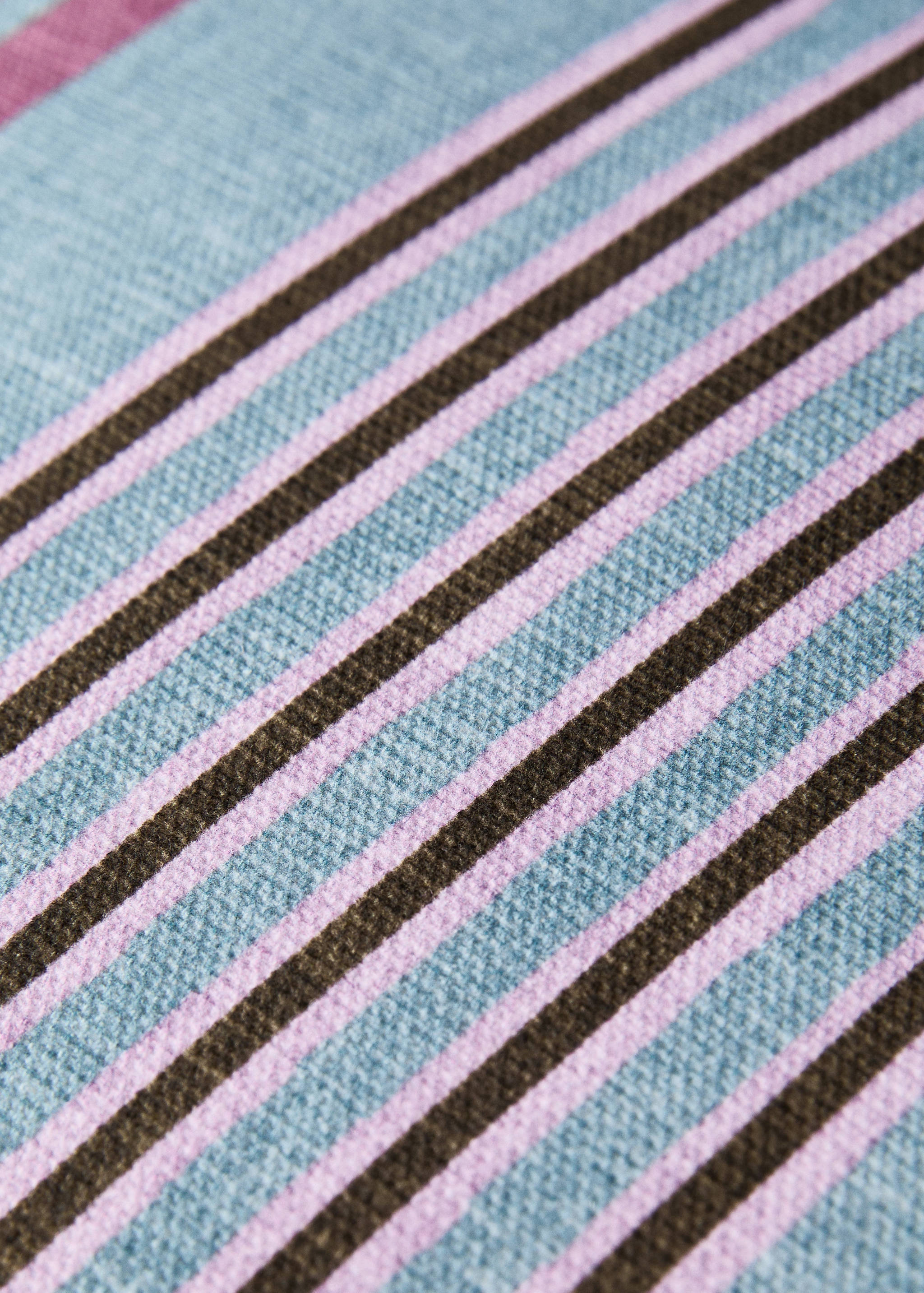 Multi-coloured cushion cover with contrasting trim 40x60 cm - Details of the article 1