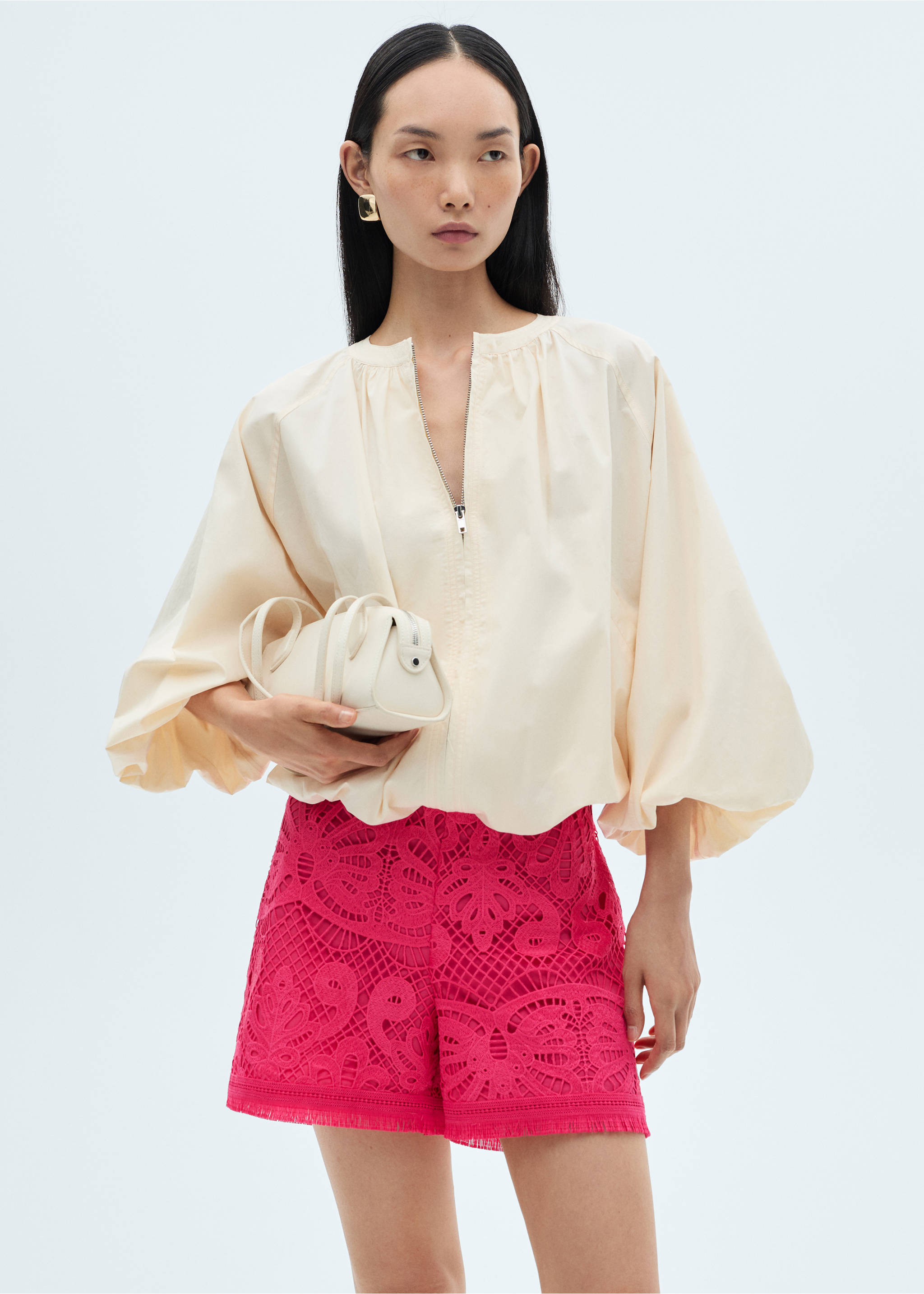 Crochet knitted shorts - Details of the article 2, Fuchsia. Ref: 87002531-00.