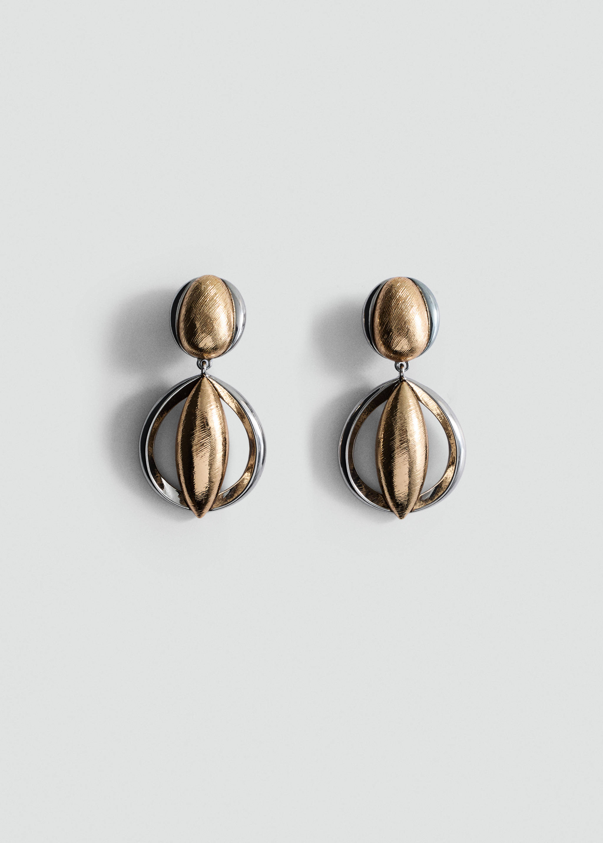 Circular-design earrings - Article without model