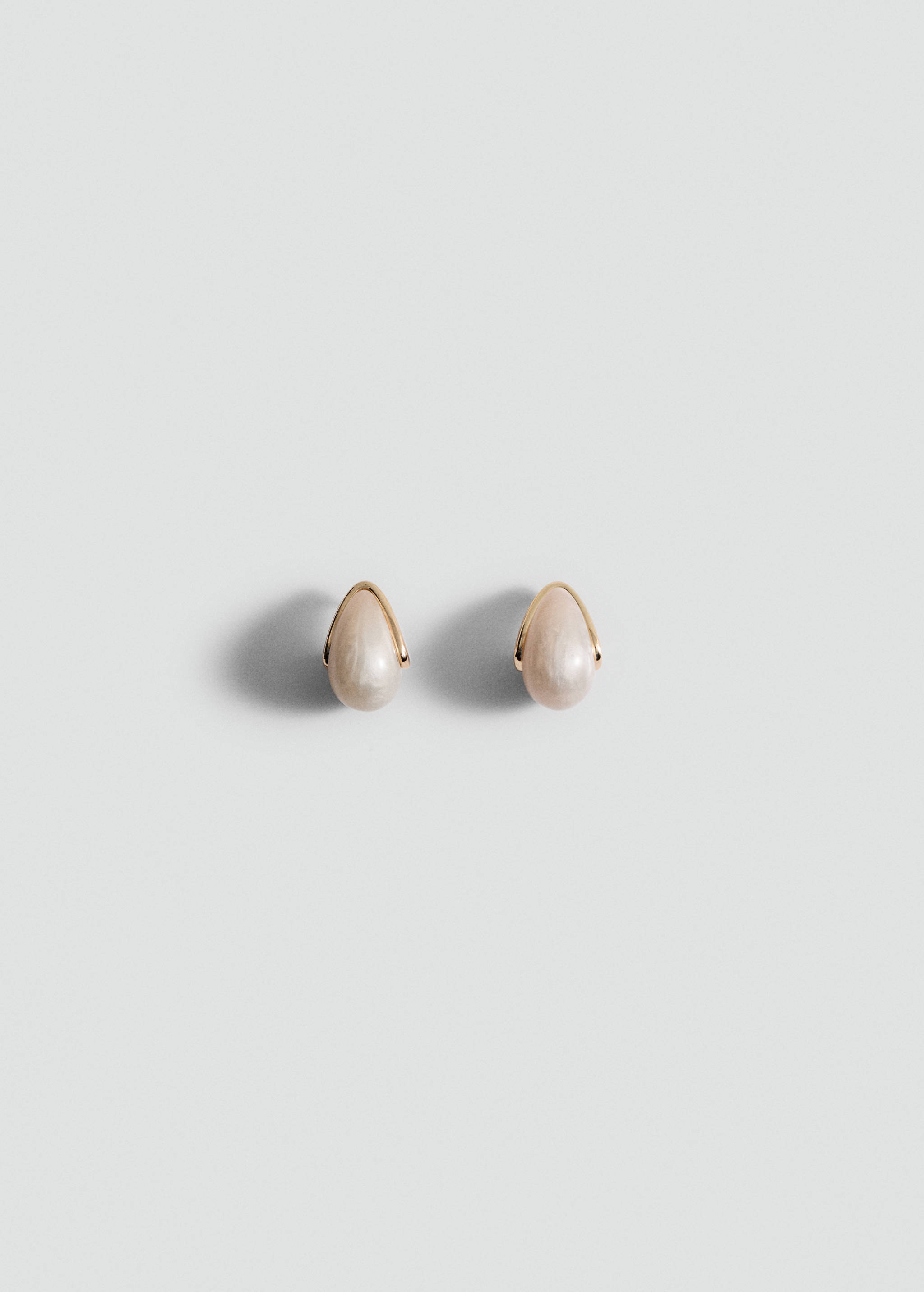 Resin drop earrings - Article without model