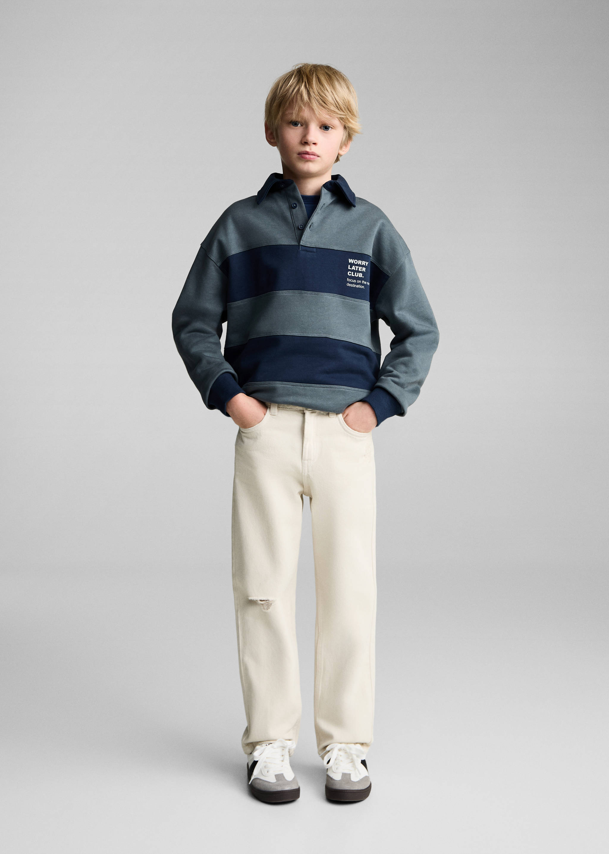 Jean droit déchirures décoratives - Plan général