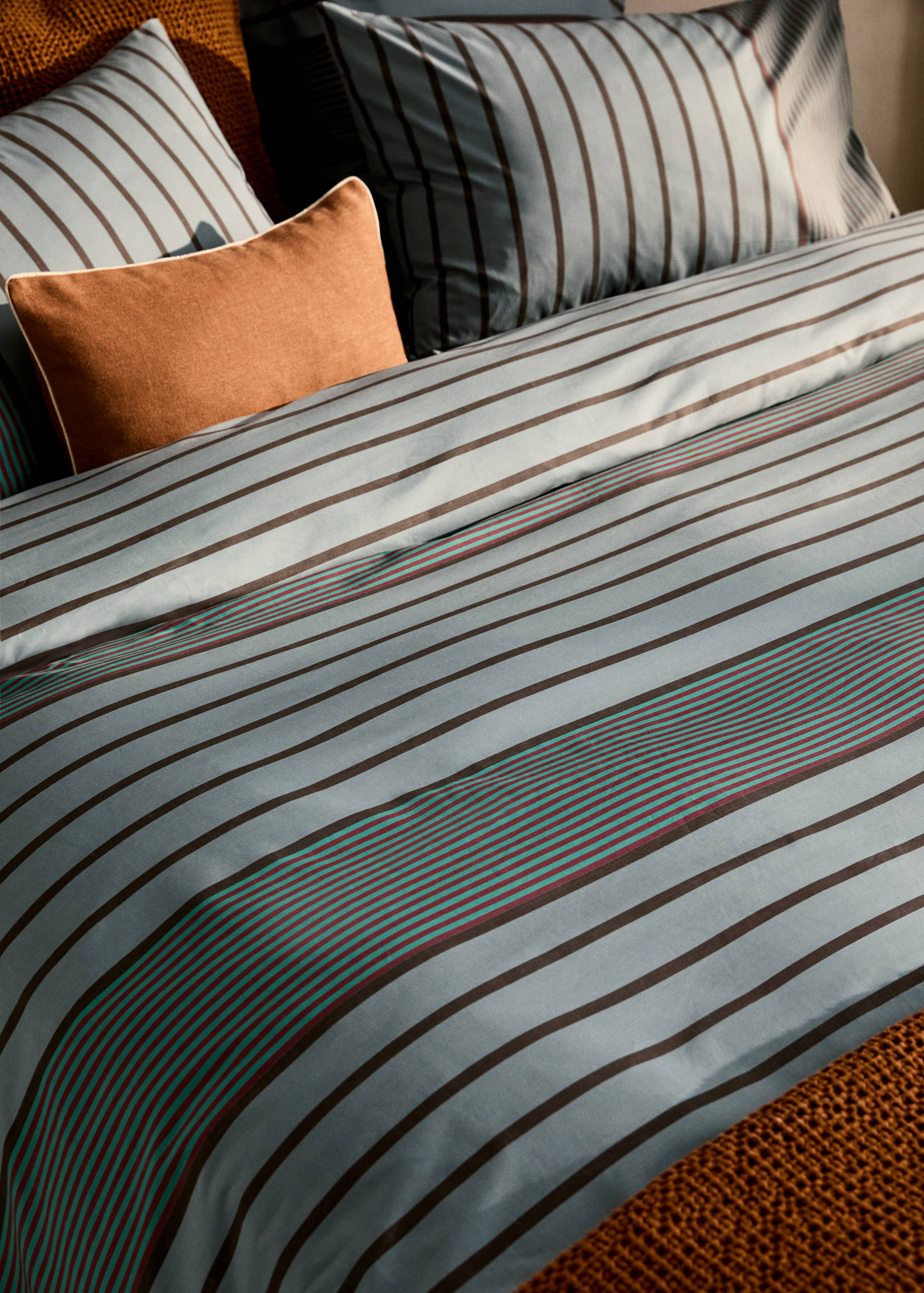 Cotton percale multi-striped duvet cover for 135/140 cm bed - Details of the article 7
