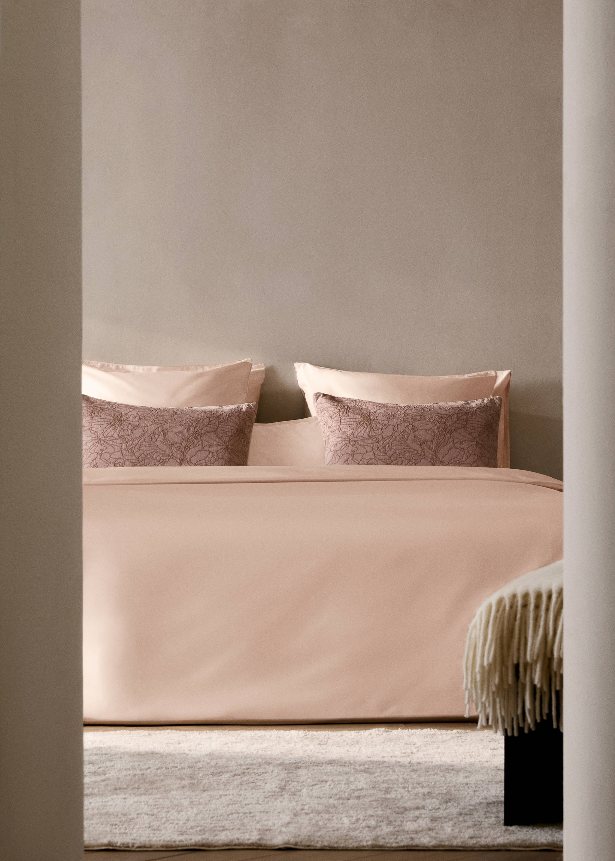 600 threads count satin cotton duvet cover King bed - General plane